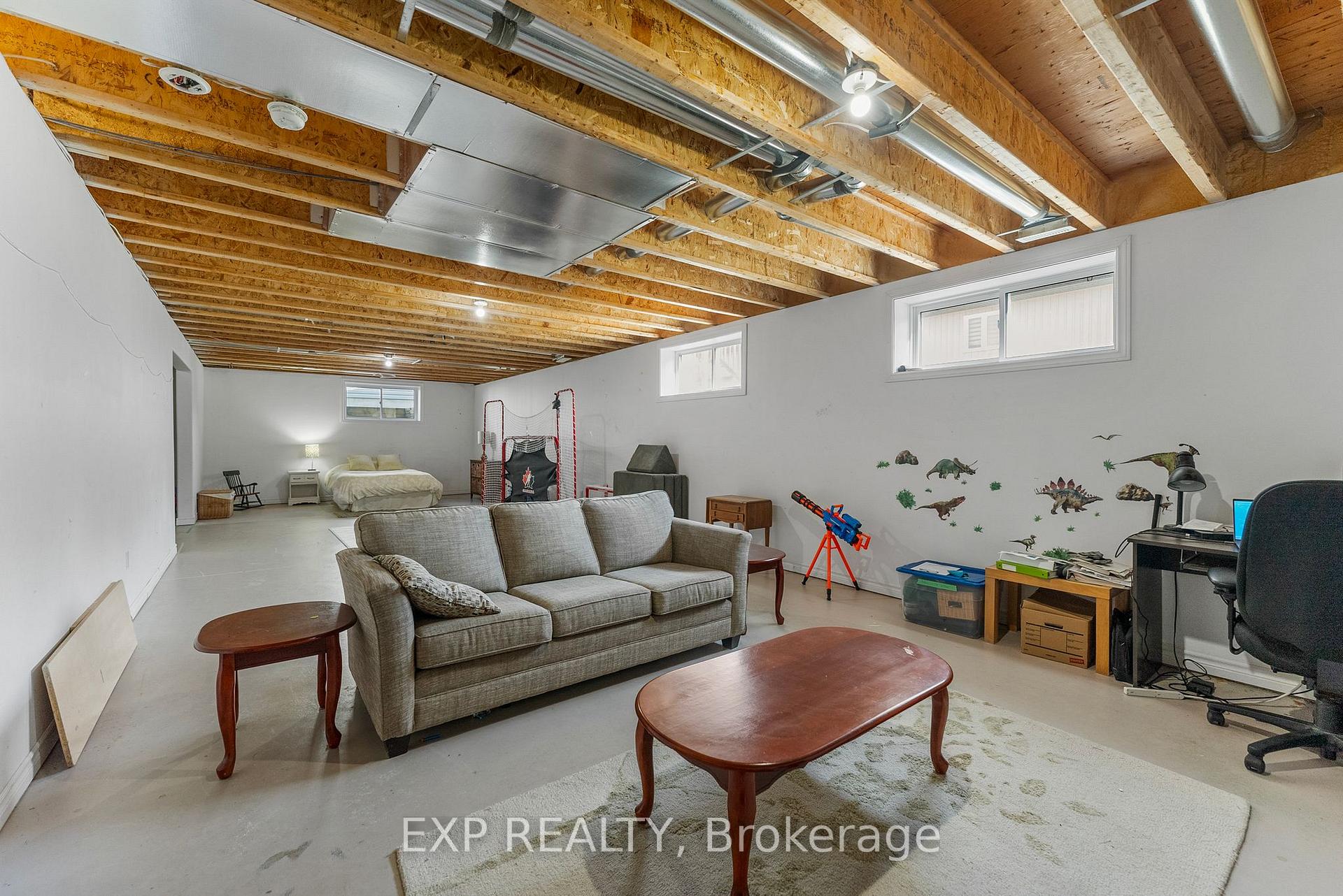 Photo 35 of 511 Coleraine Drive, Renfrew, Renfrew — HOMEH