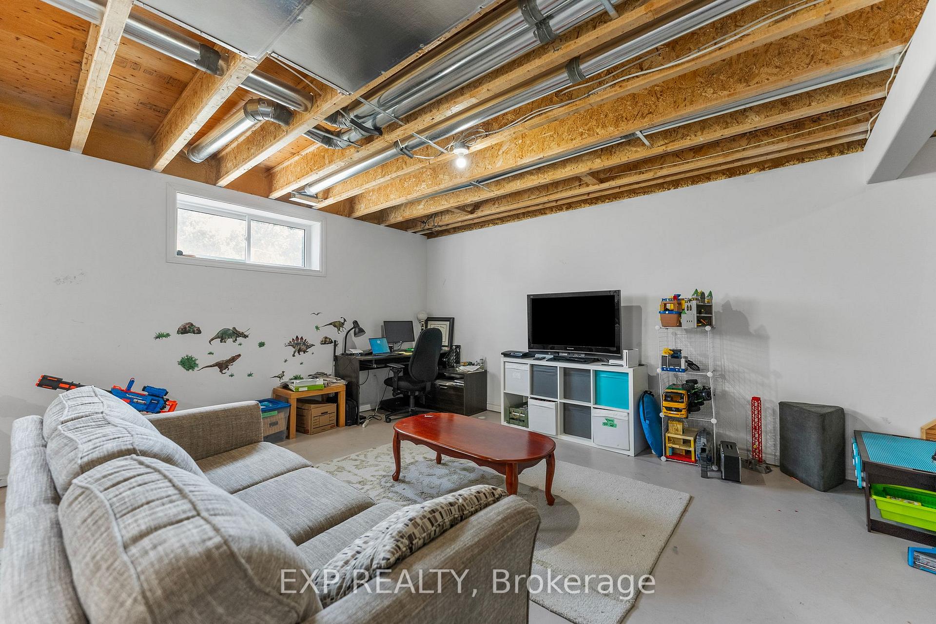Photo 37 of 511 Coleraine Drive, Renfrew, Renfrew — HOMEH