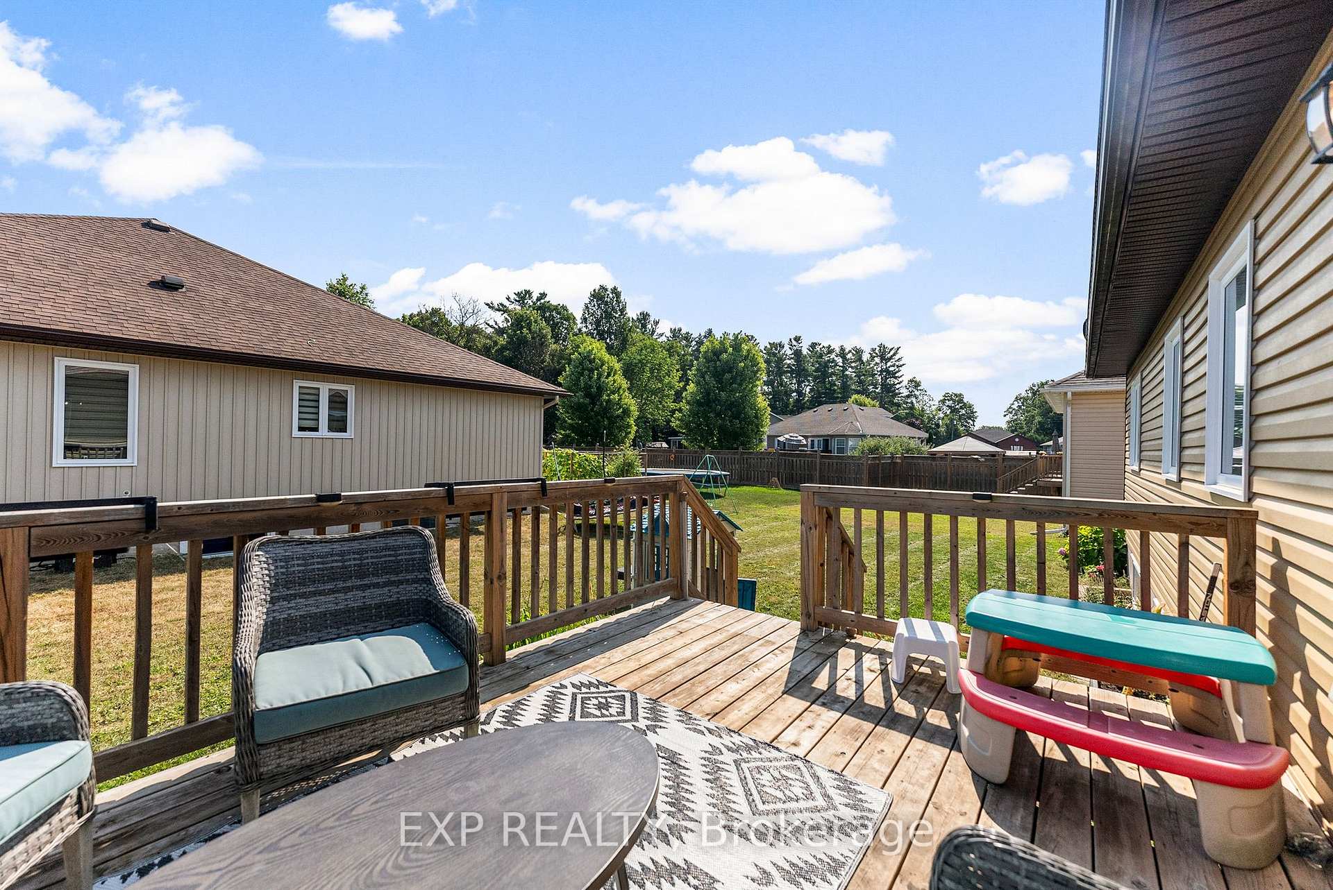 Photo 7 of 511 Coleraine Drive, Renfrew, Renfrew — HOMEH