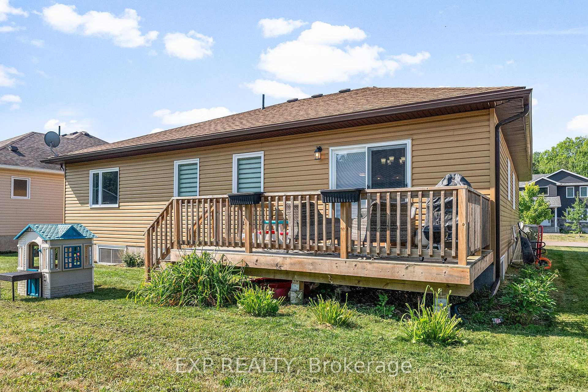 Photo 45 of 511 Coleraine Drive, Renfrew, Renfrew — HOMEH