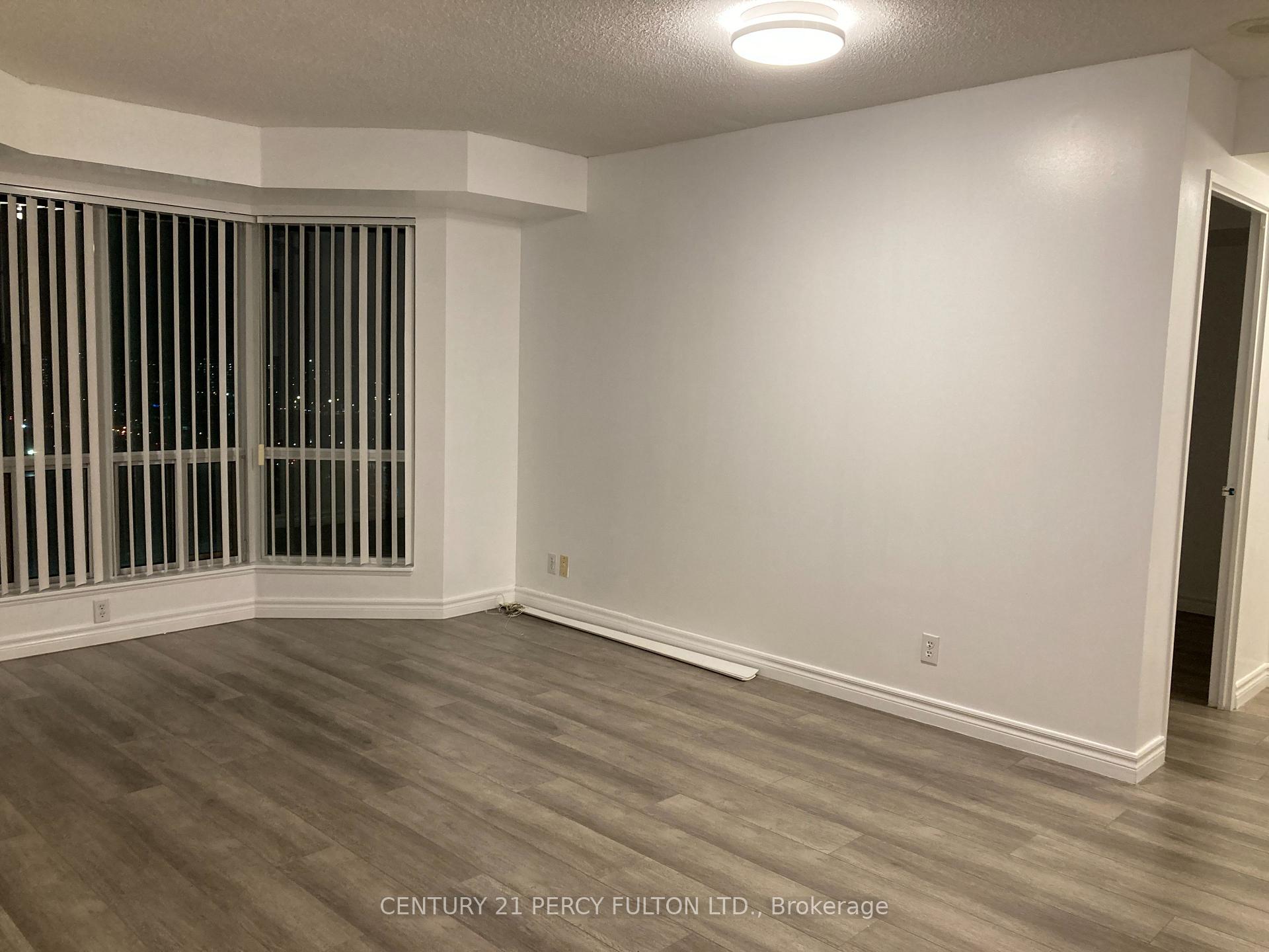 Photo 6 of Unit 2010, 11 Lee Centre Drive, Scarborough, Woburn — HOMEH
