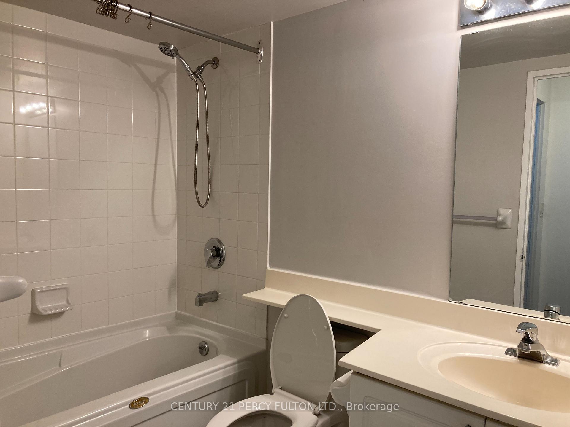 Photo 11 of Unit 2010, 11 Lee Centre Drive, Scarborough, Woburn — HOMEH