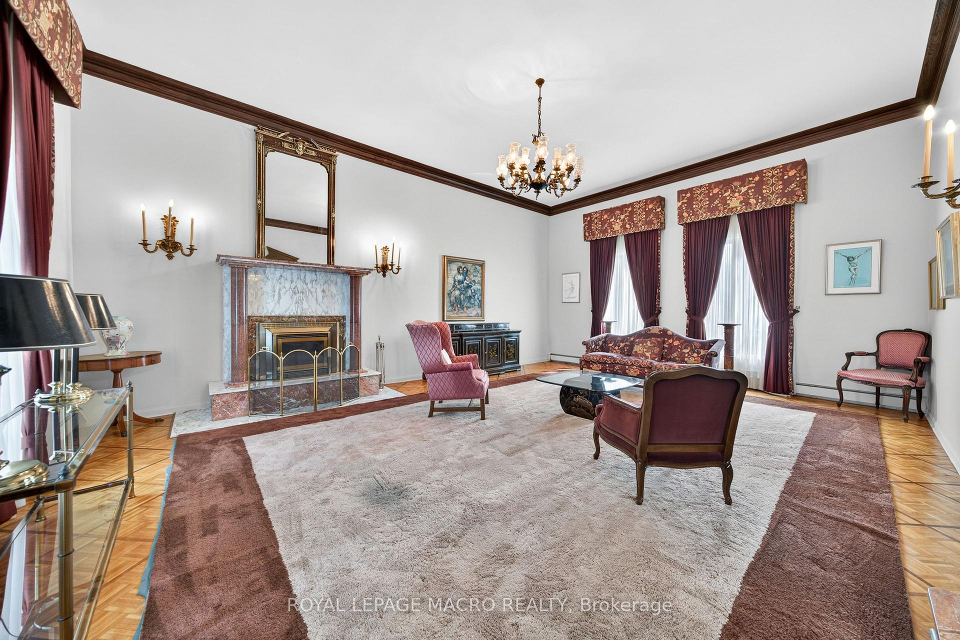 Photo 7 of 213 Stone Church Road W, Hamilton, Sheldon — HOMEH