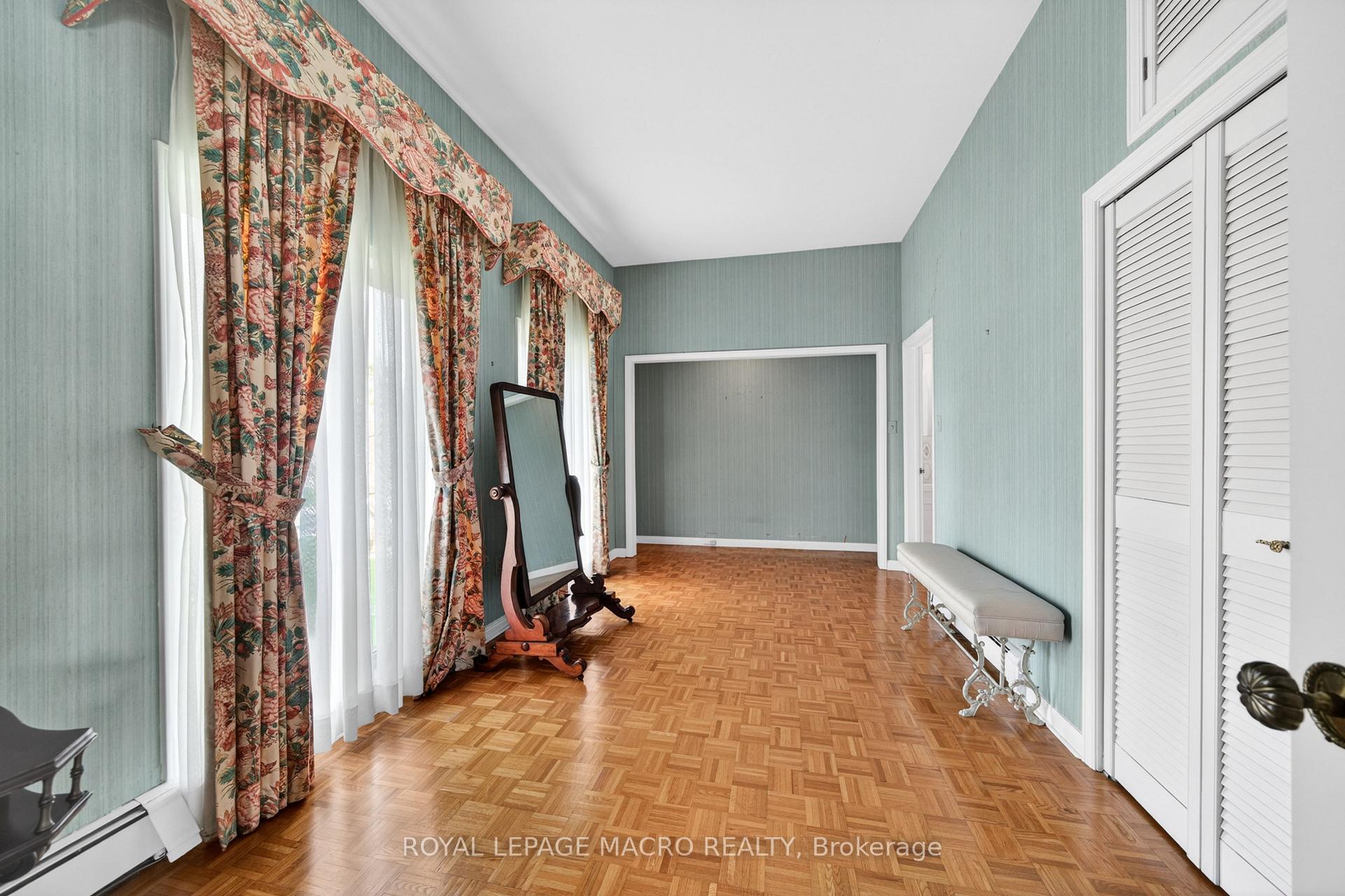 Photo 25 of 213 Stone Church Road W, Hamilton, Sheldon — HOMEH