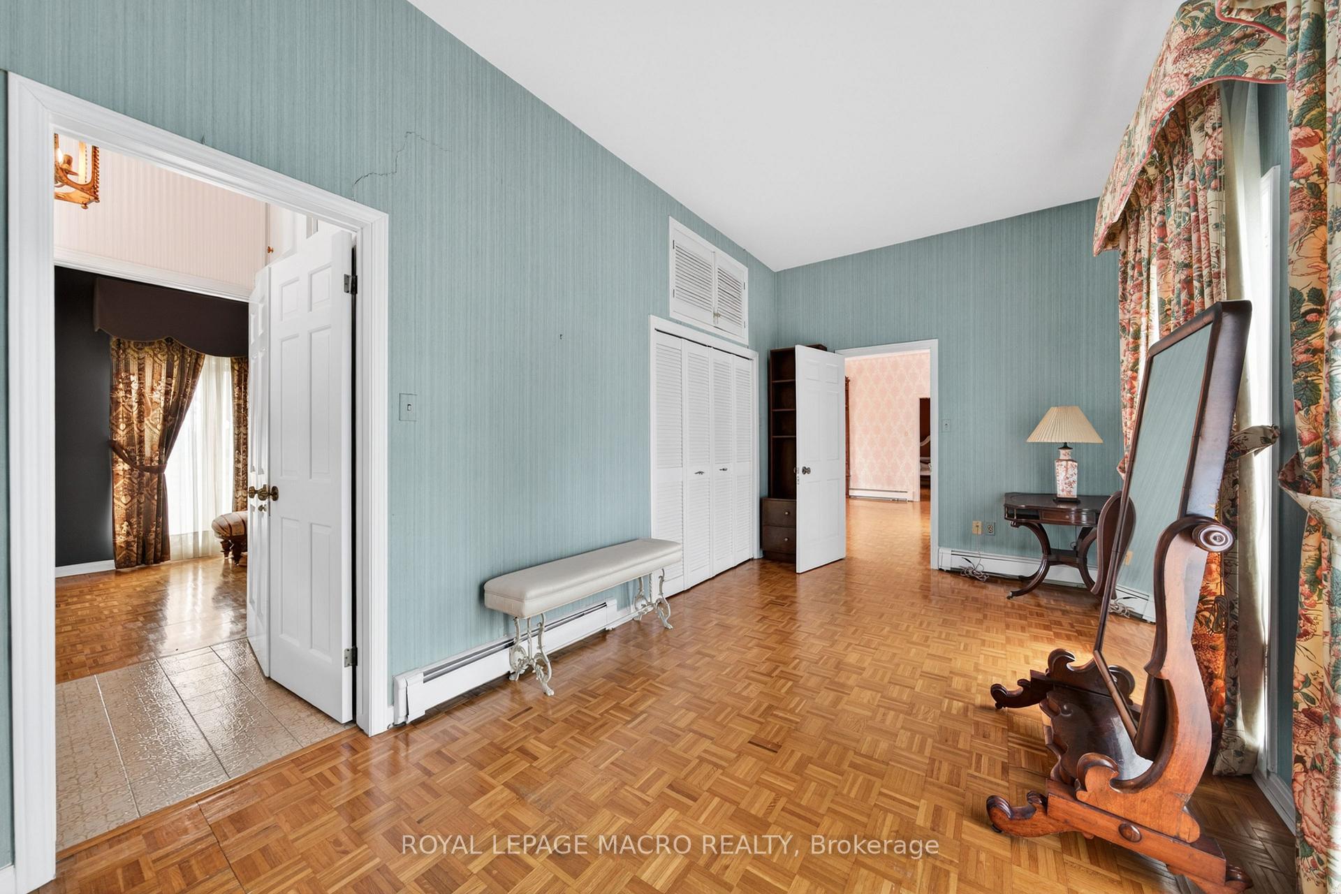 Photo 26 of 213 Stone Church Road W, Hamilton, Sheldon — HOMEH