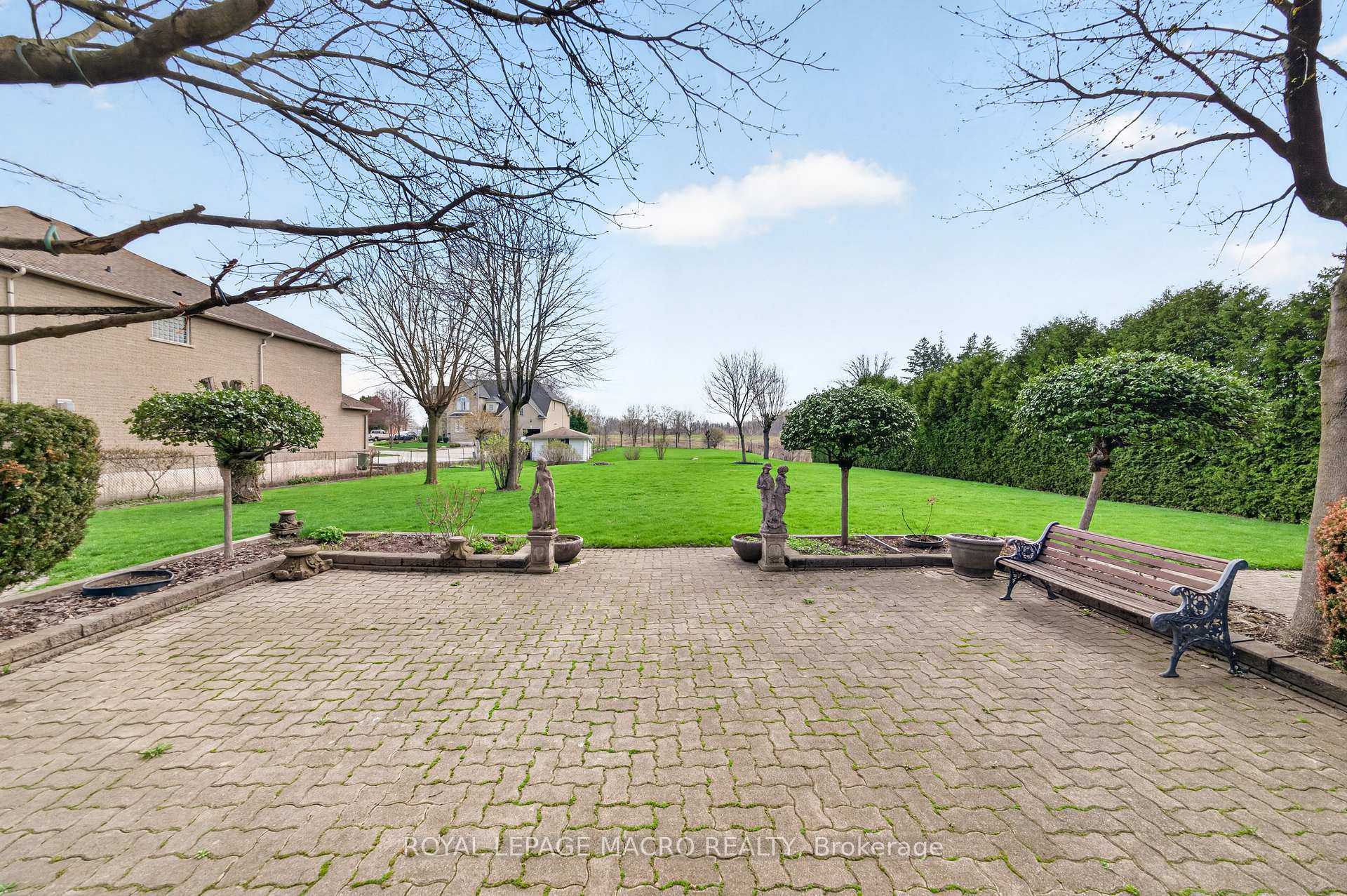 Photo 41 of 213 Stone Church Road W, Hamilton, Sheldon — HOMEH