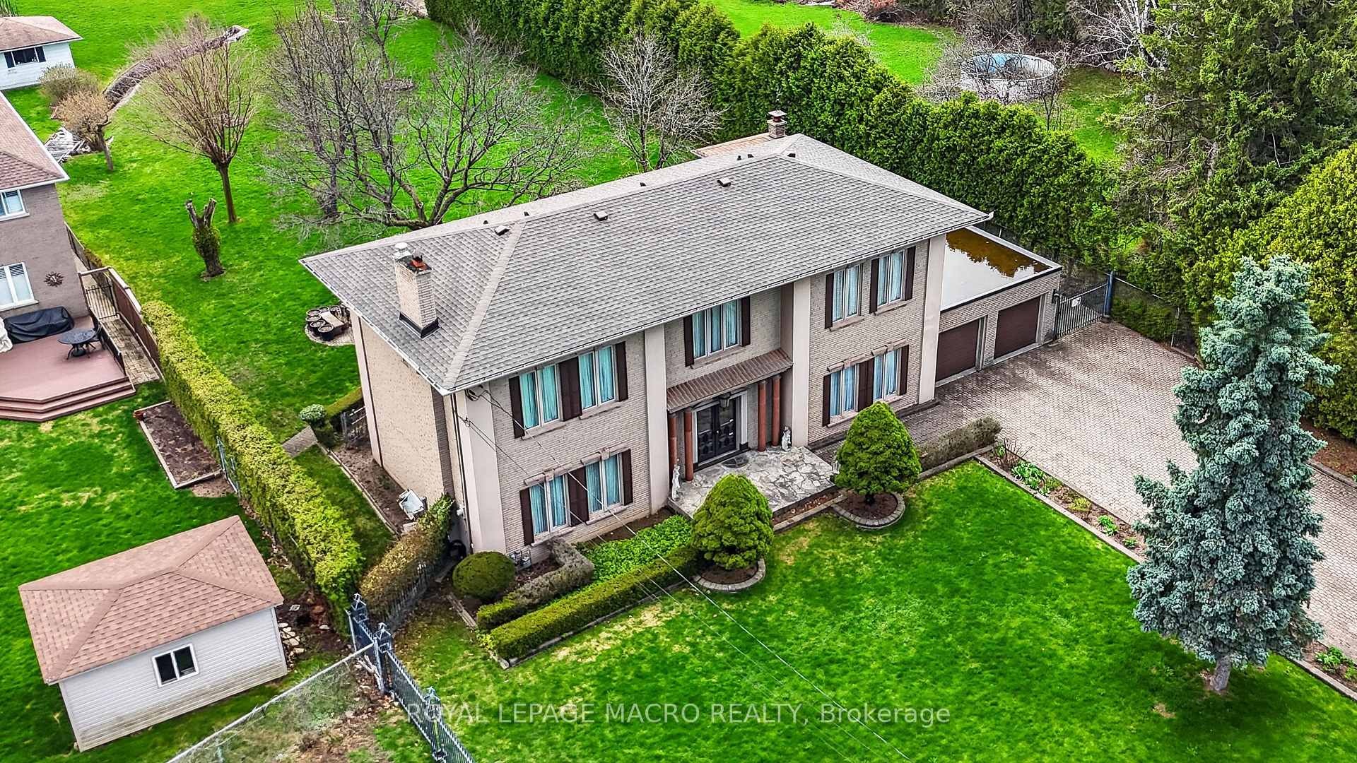 Photo 44 of 213 Stone Church Road W, Hamilton, Sheldon — HOMEH