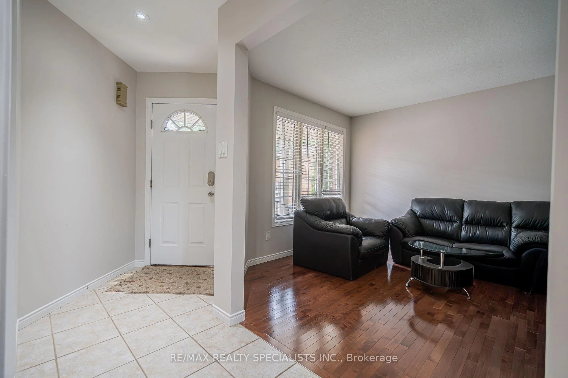Photo 6 of 236 Summerfield Drive, Guelph, Pineridge/Westminster Woods — HOMEH