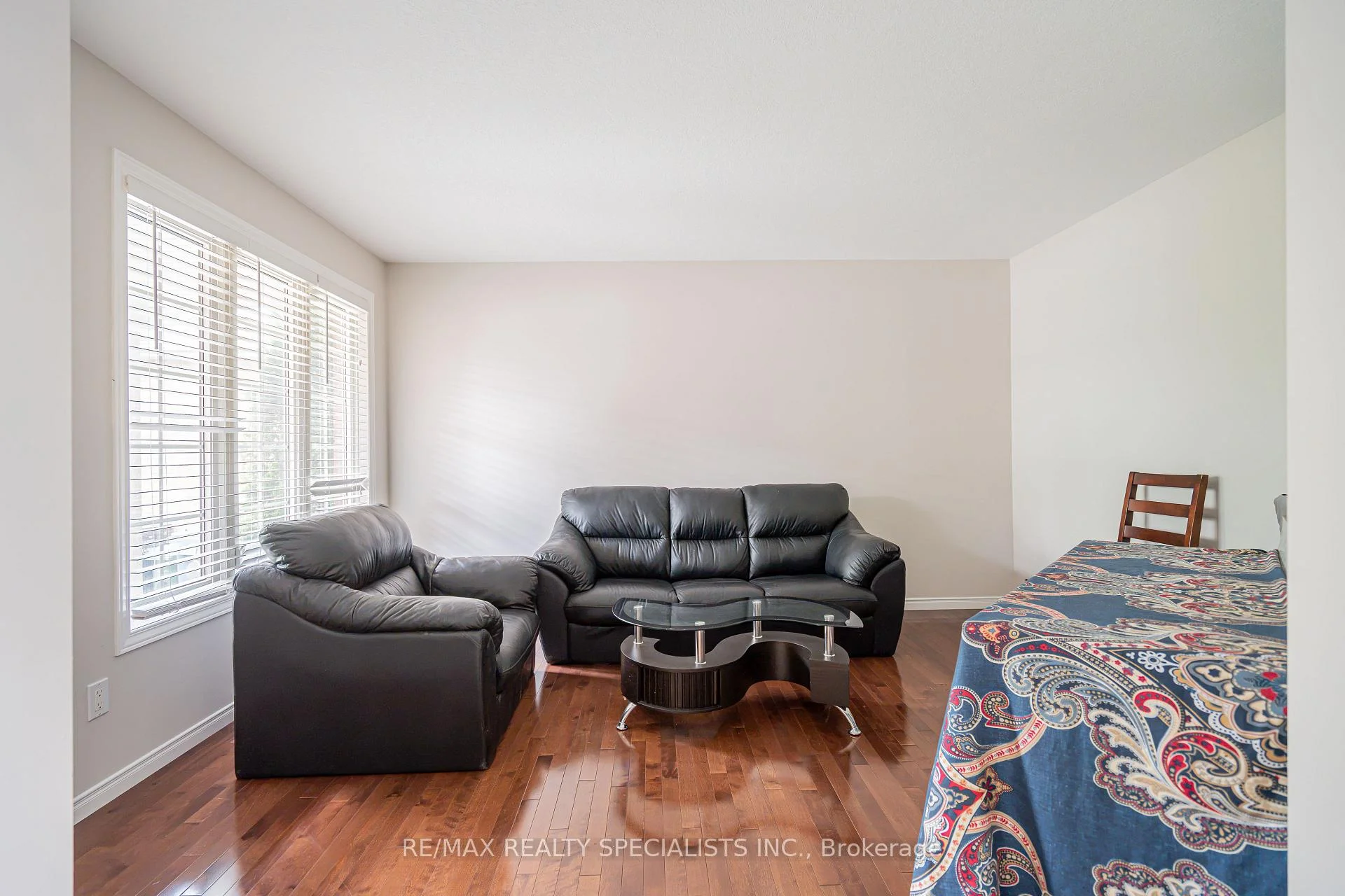 Photo 7 of 236 Summerfield Drive, Guelph, Pineridge/Westminster Woods — HOMEH