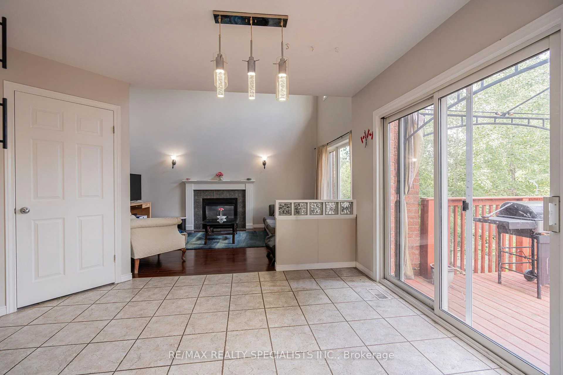 Photo 14 of 236 Summerfield Drive, Guelph, Pineridge/Westminster Woods — HOMEH