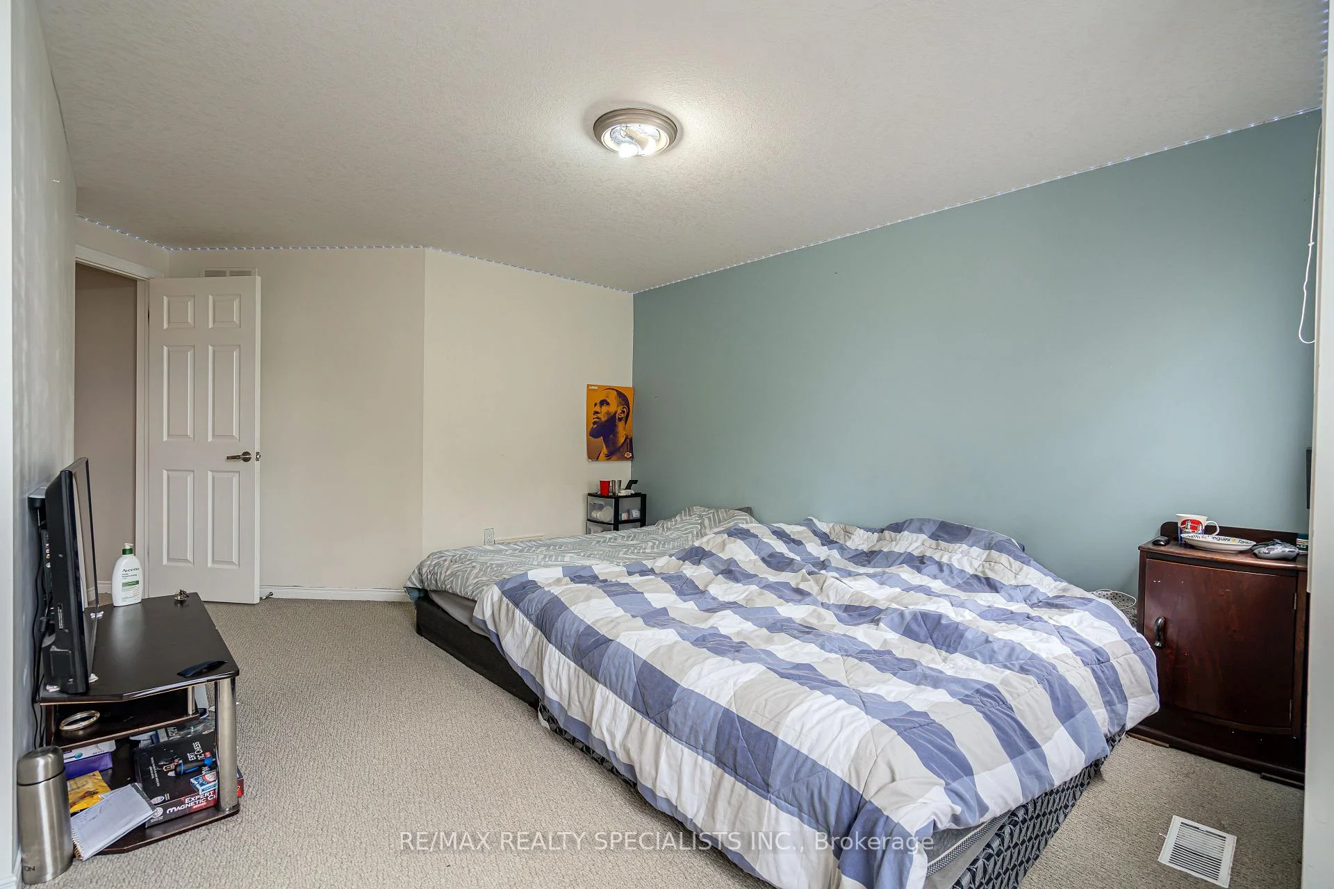 Photo 33 of 236 Summerfield Drive, Guelph, Pineridge/Westminster Woods — HOMEH