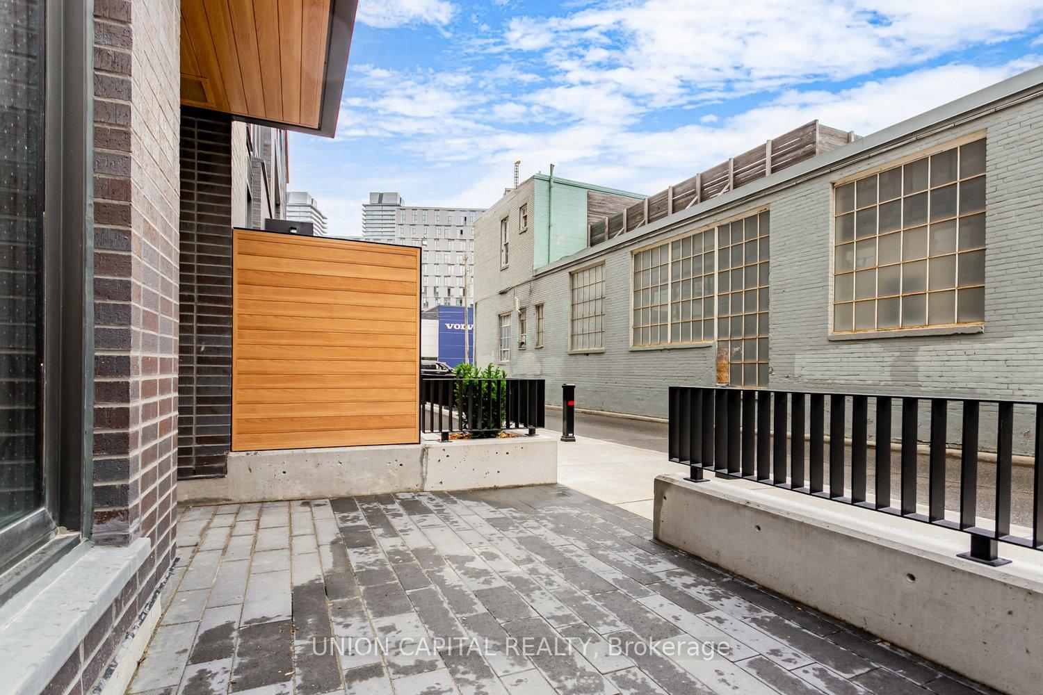 Photo 6 of Unit TH109, 28 Eastern Avenue, Toronto, Moss Park — HOMEH