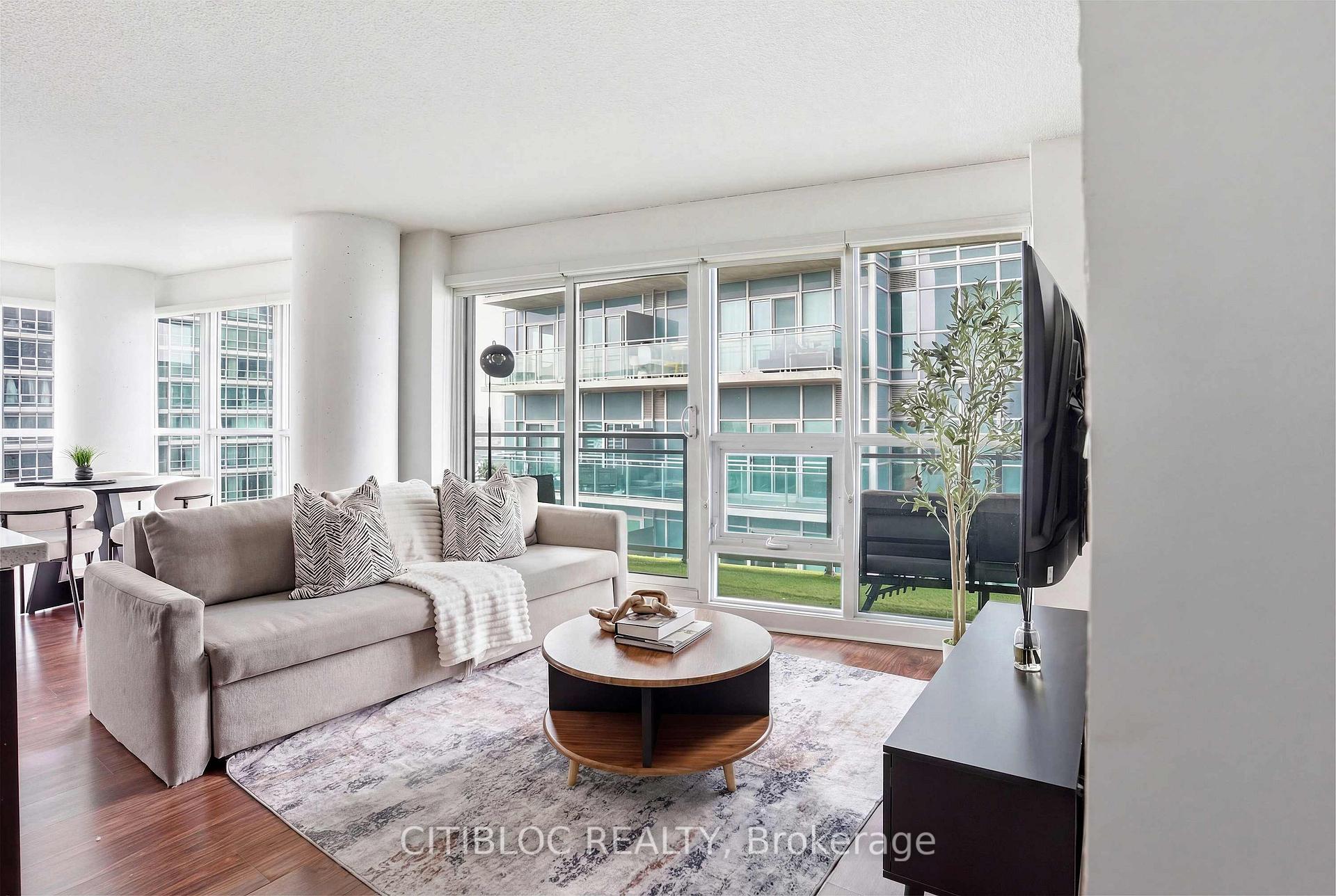 Photo 2 of Unit 1313, 155 Legion Road N, Etobicoke, Mimico — HOMEH