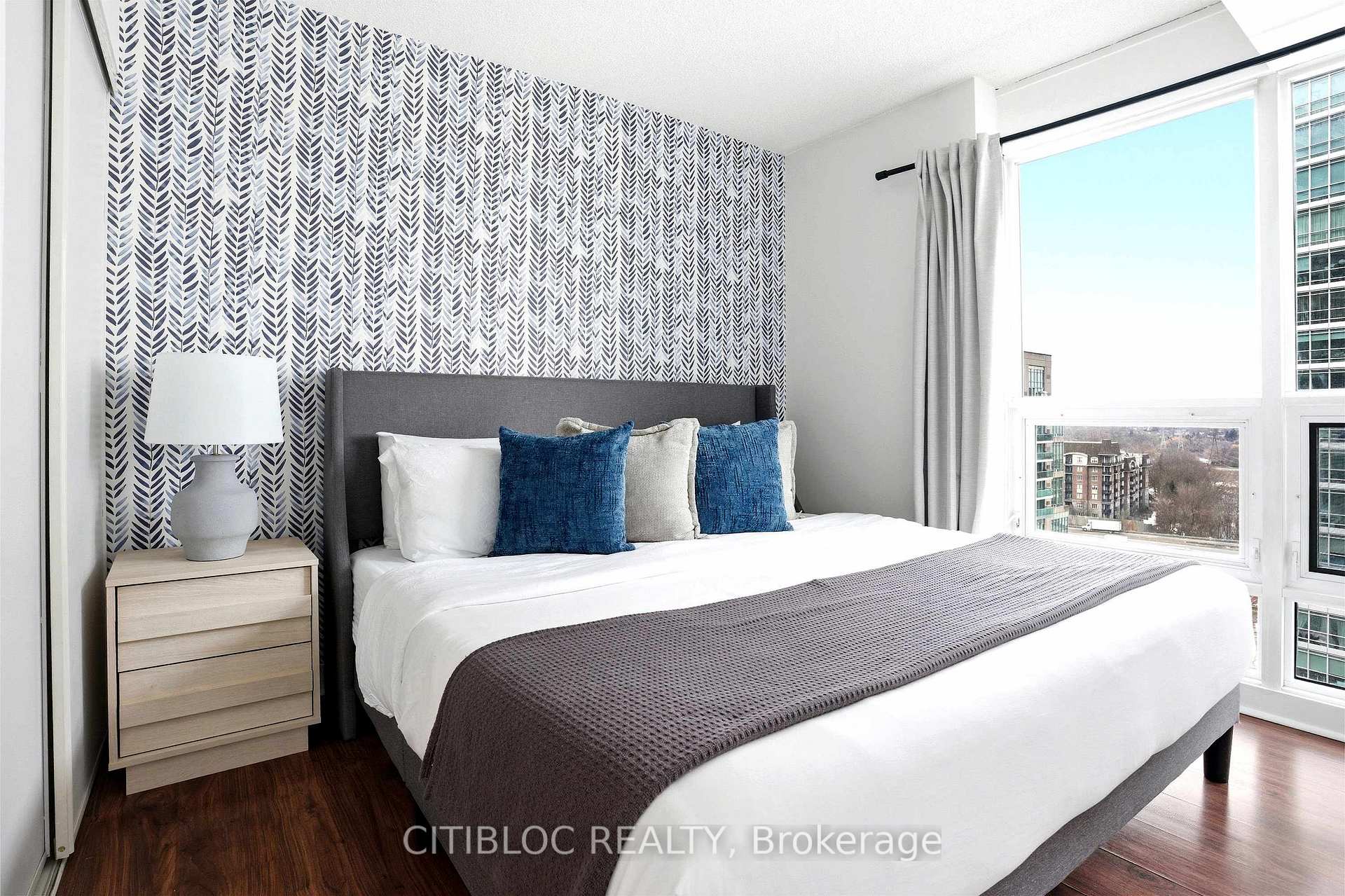 Photo 10 of Unit 1313, 155 Legion Road N, Etobicoke, Mimico — HOMEH