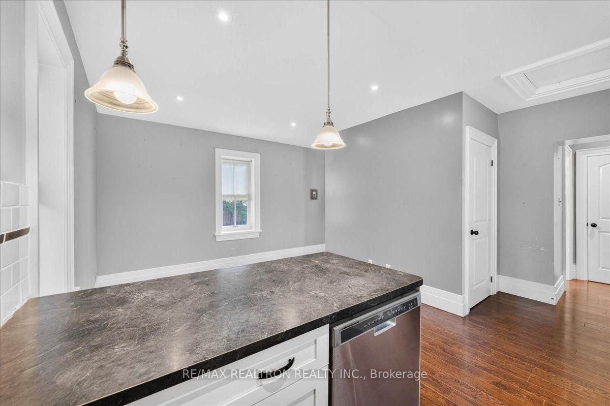 Photo 37 of 100 Victoria Street E, New Tecumseth, Alliston — HOMEH