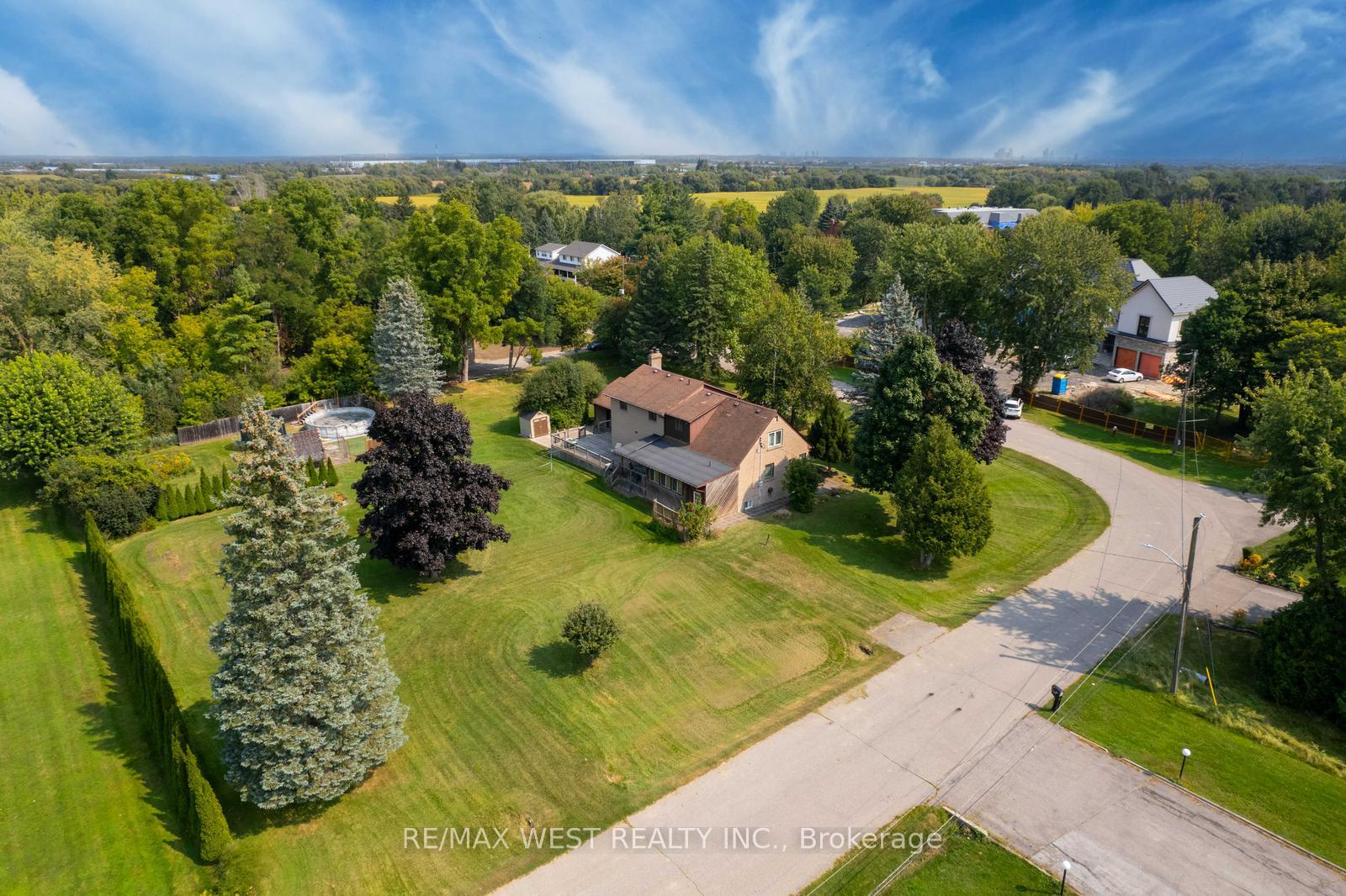 Photo 27 of 45 Marysfield Drive, Brampton, Toronto Gore Rural Estate — HOMEH
