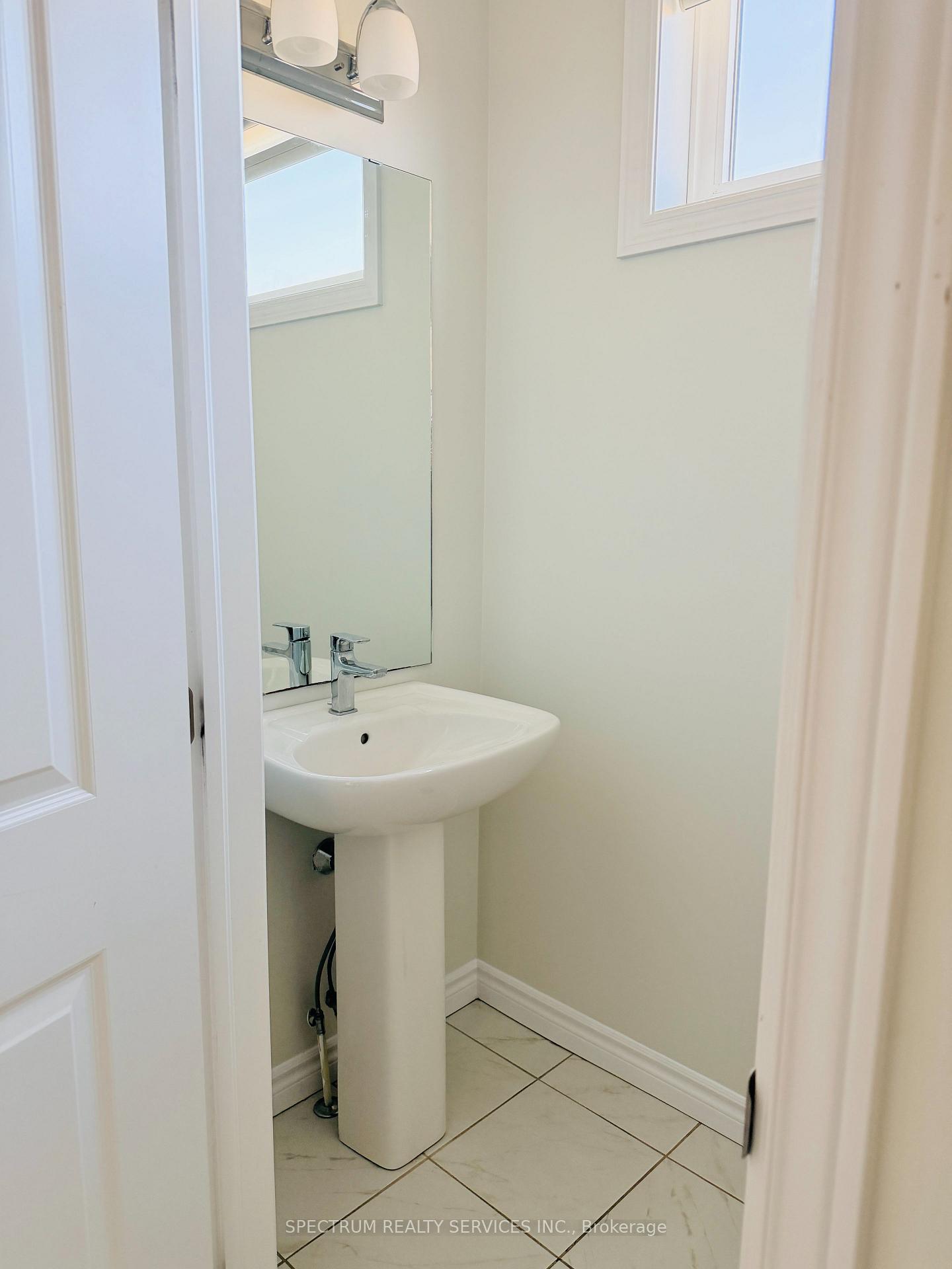 Photo 4 of 41 Ladd Avenue, Brantford, Empire South — HOMEH