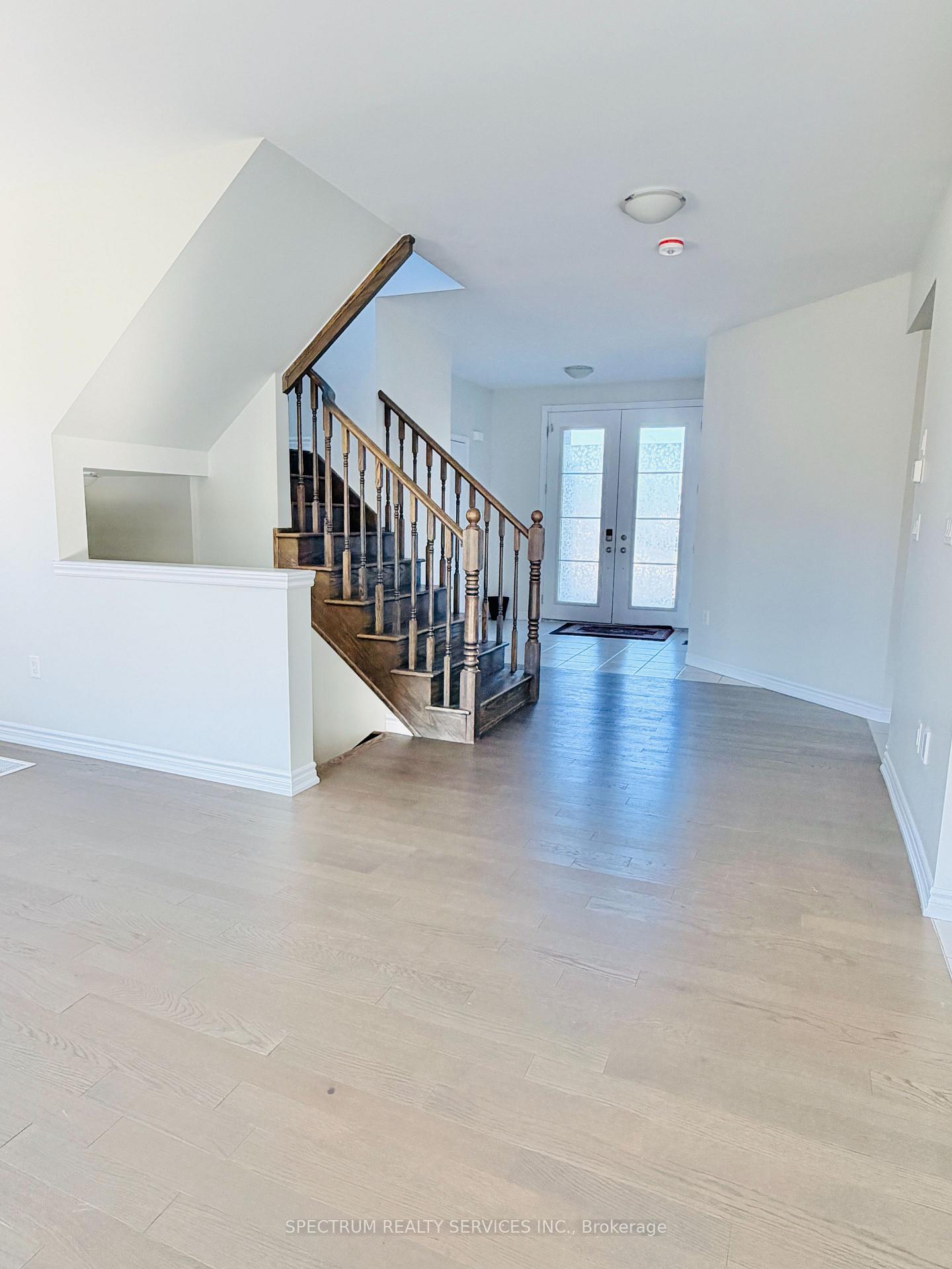 Photo 8 of 41 Ladd Avenue, Brantford, Empire South — HOMEH