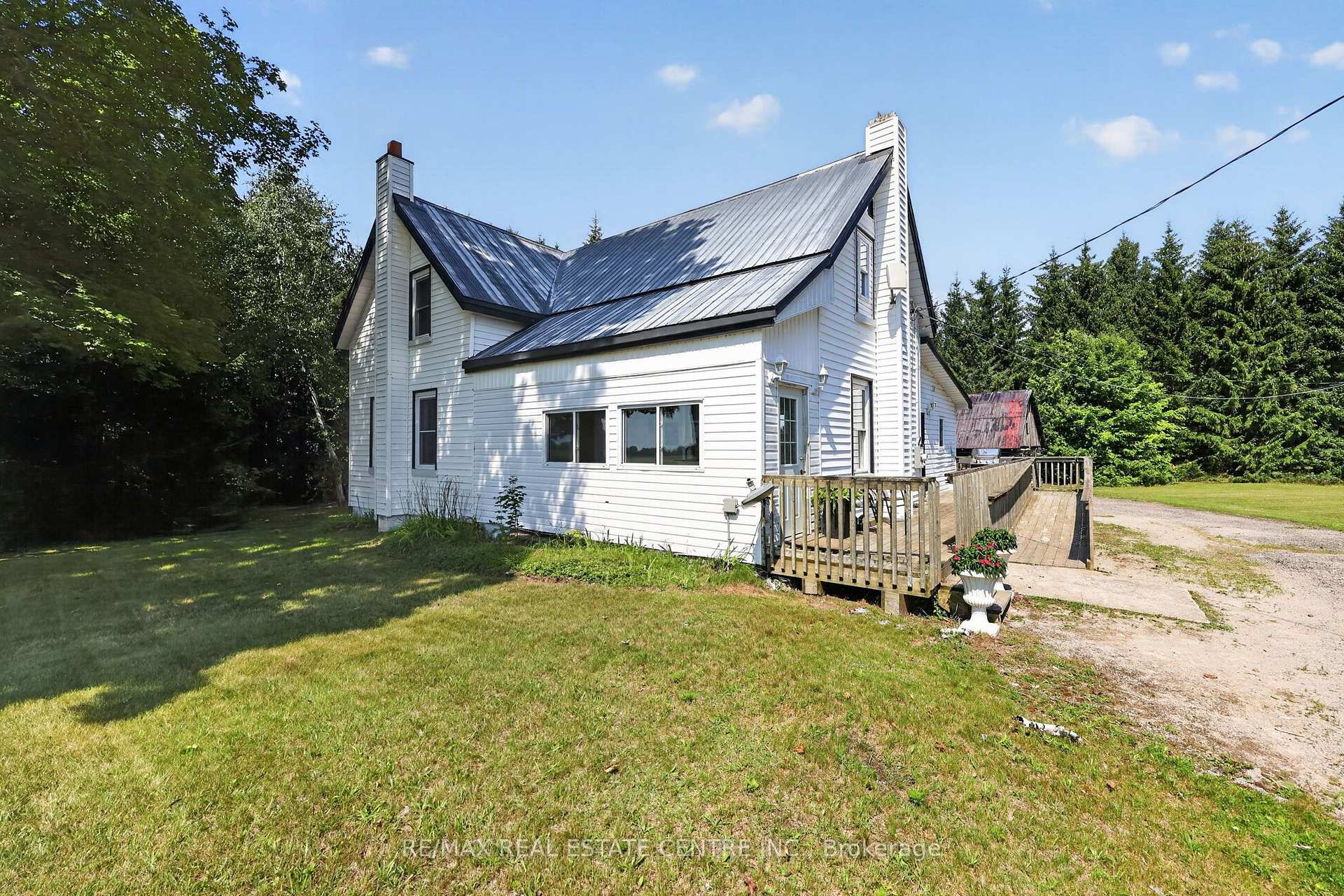 Photo 2 of 652 Concession 18 W, Tiny, Lafontaine — HOMEH