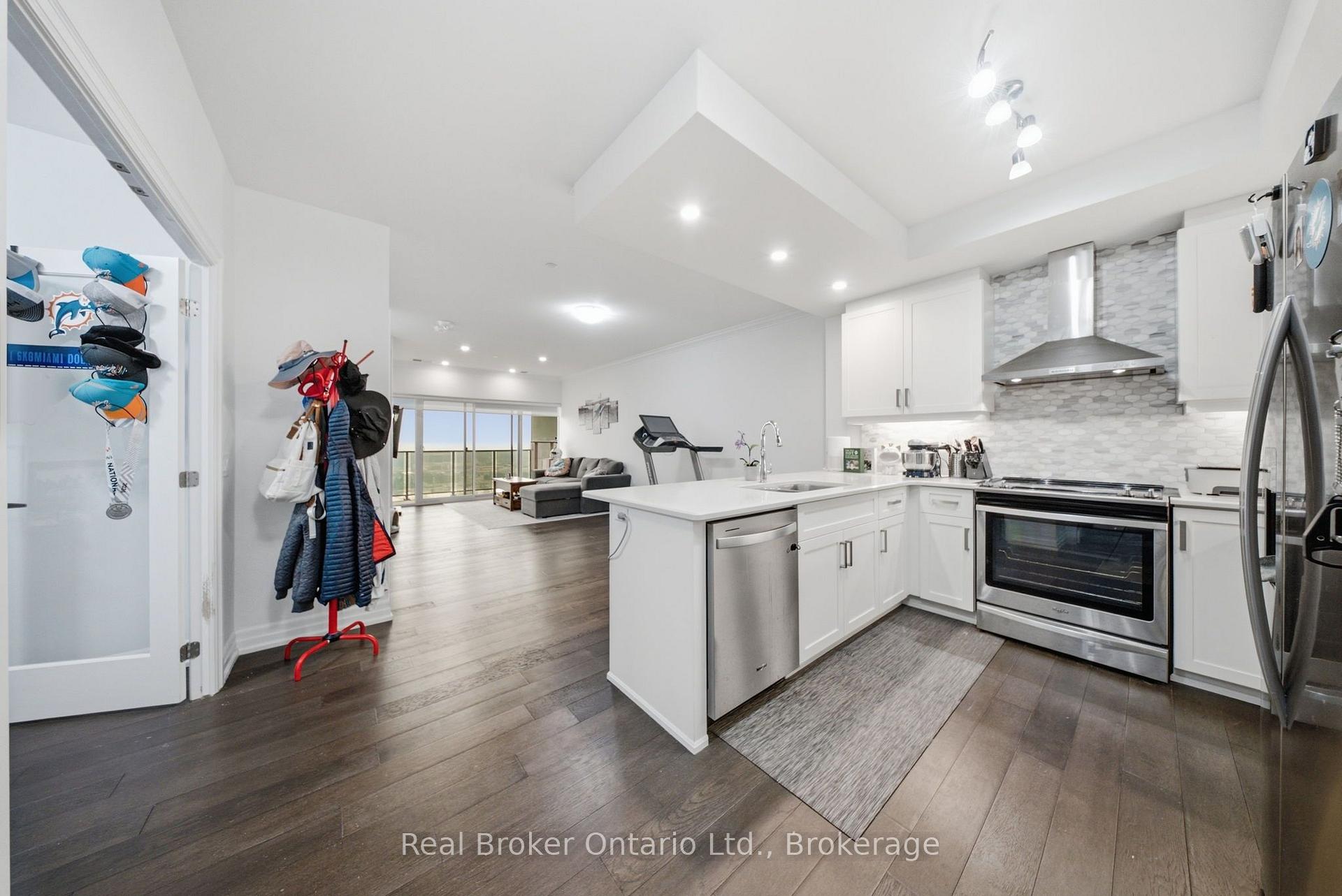 Photo 10 of Unit 705, 1878 Gordon Street, Guelph, Pineridge/Westminster Woods — HOMEH