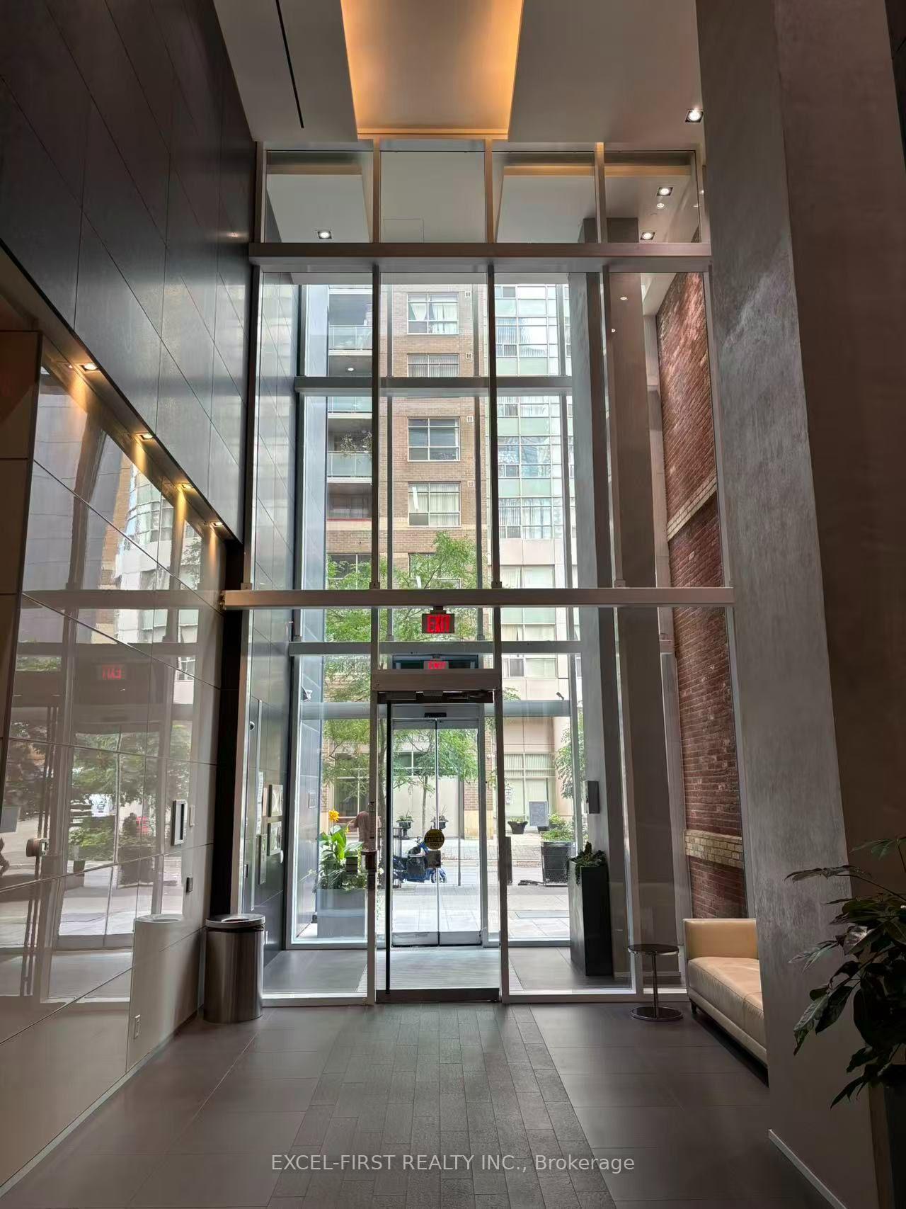Photo 3 of Unit 1011, 15 Grenvilles Street, Toronto, Bay Street Corridor — HOMEH