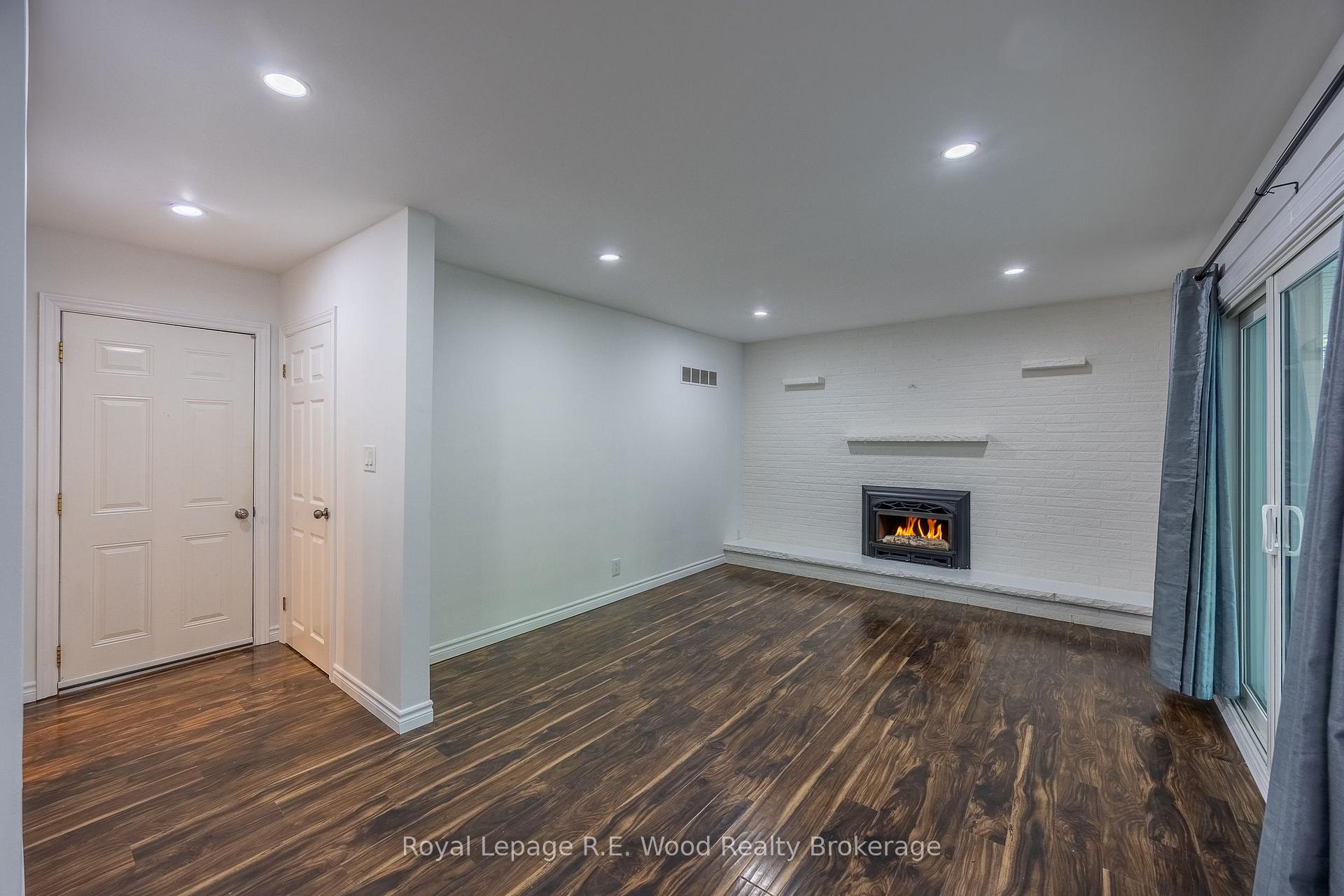 Photo 11 of 6 Highland Drive, Tillsonburg — HOMEH
