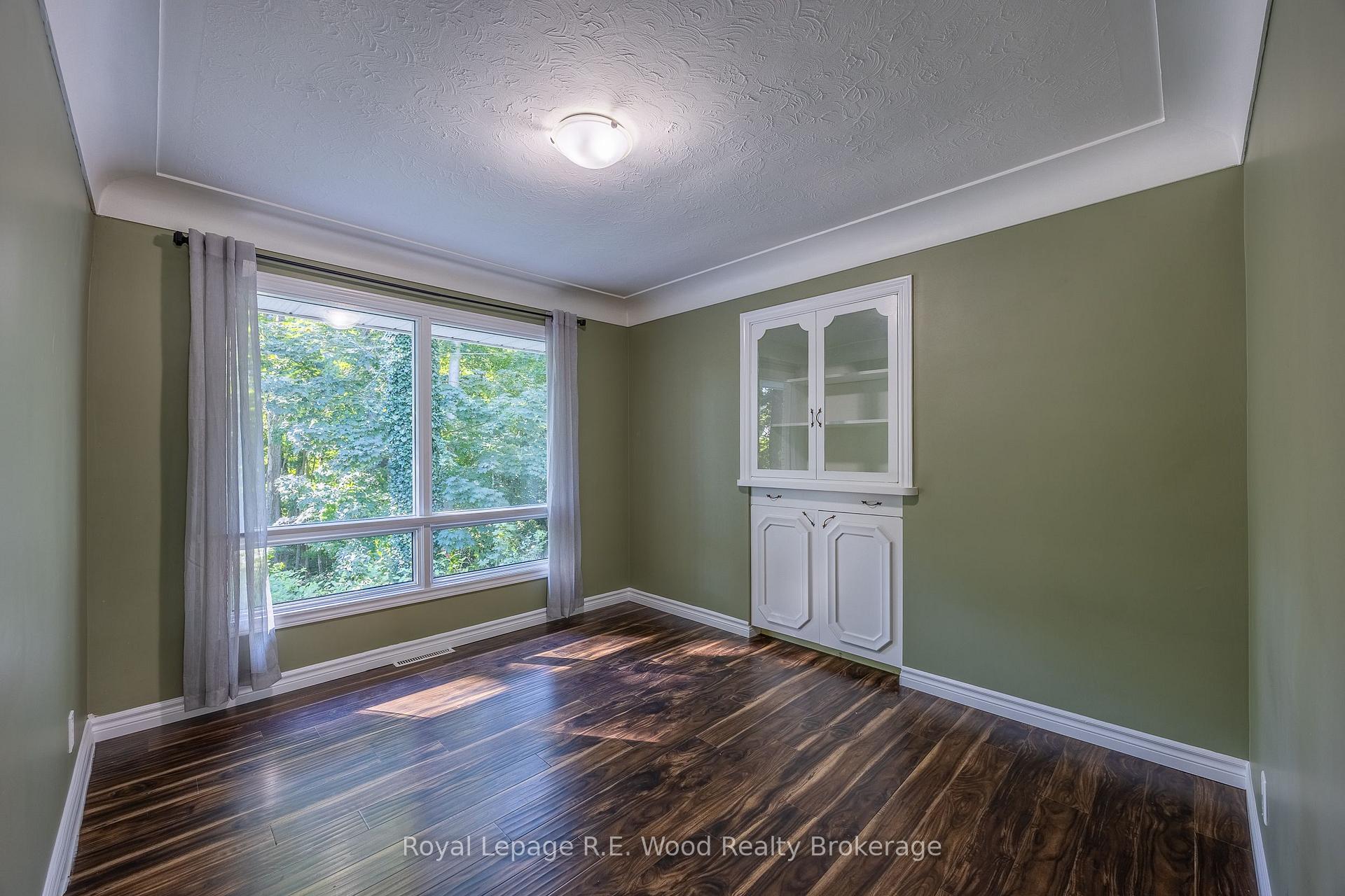 Photo 17 of 6 Highland Drive, Tillsonburg — HOMEH
