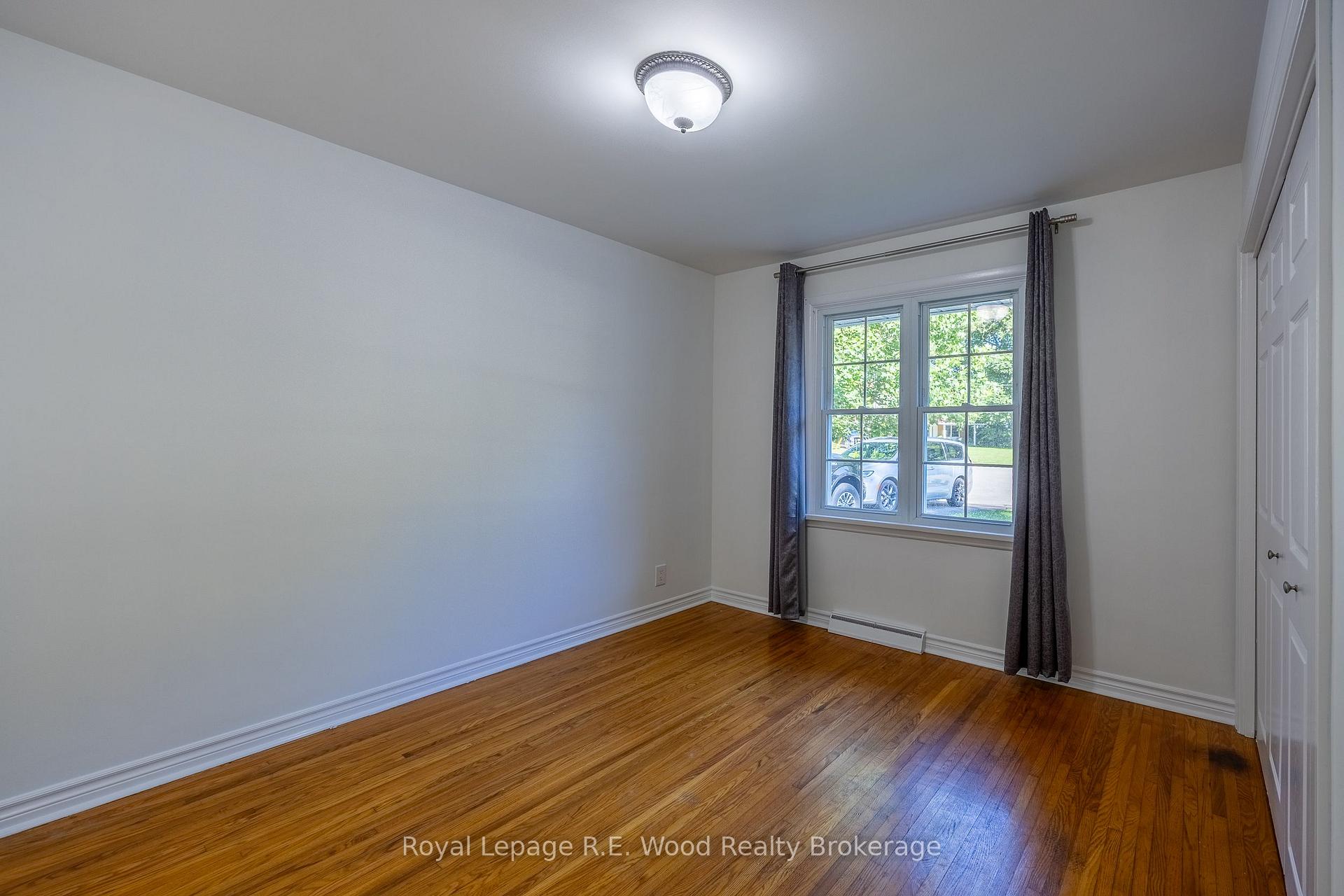 Photo 21 of 6 Highland Drive, Tillsonburg — HOMEH
