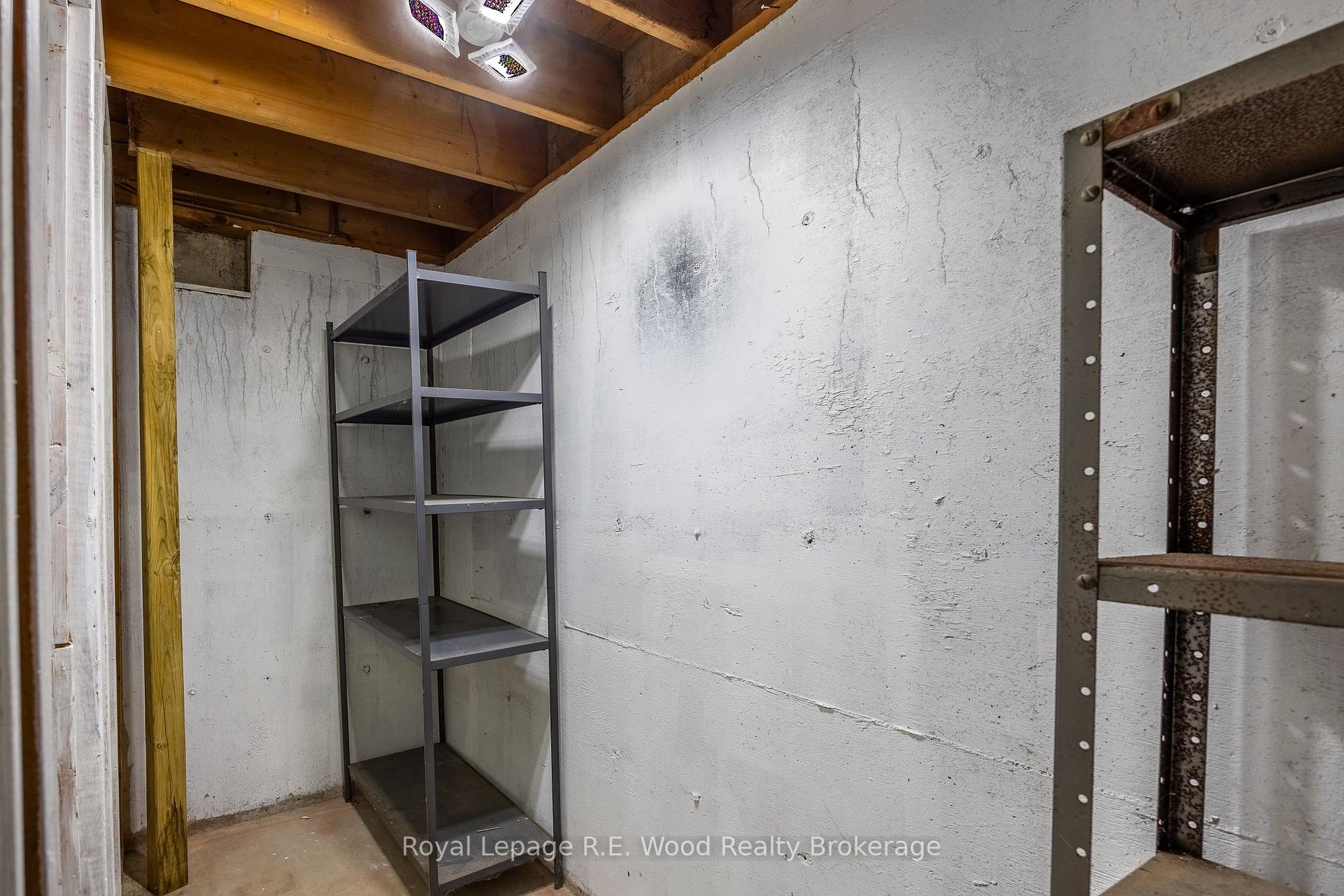 Photo 26 of 6 Highland Drive, Tillsonburg — HOMEH