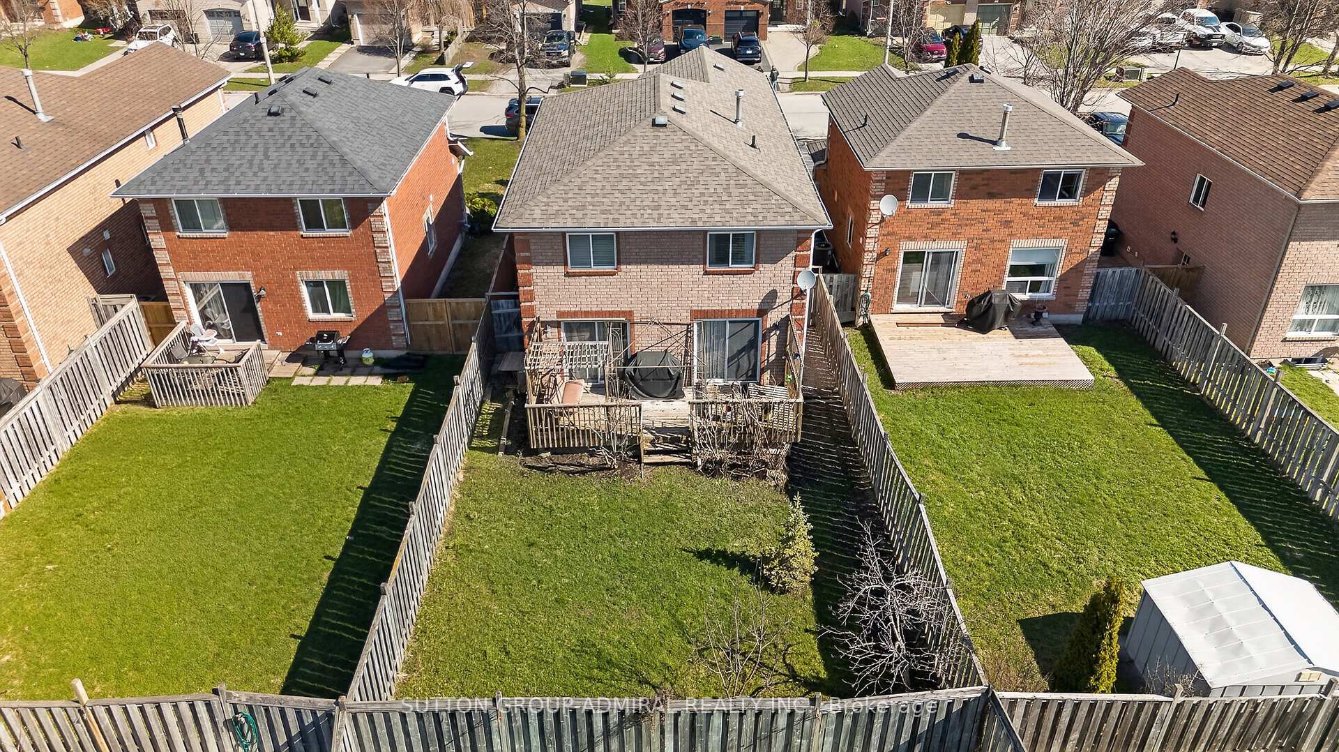 Photo 5 of 213 Tunbridge Road, Barrie, Georgian Drive — HOMEH