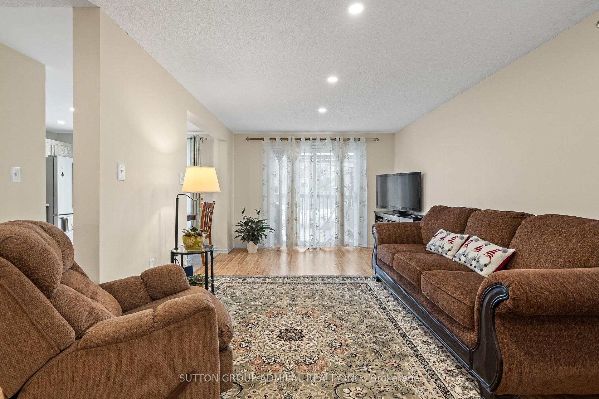 Photo 13 of 213 Tunbridge Road, Barrie, Georgian Drive — HOMEH