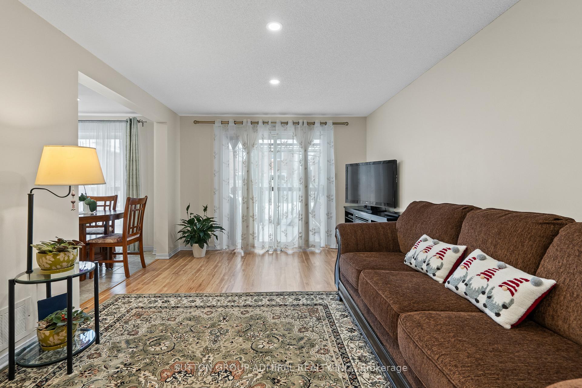 Photo 15 of 213 Tunbridge Road, Barrie, Georgian Drive — HOMEH