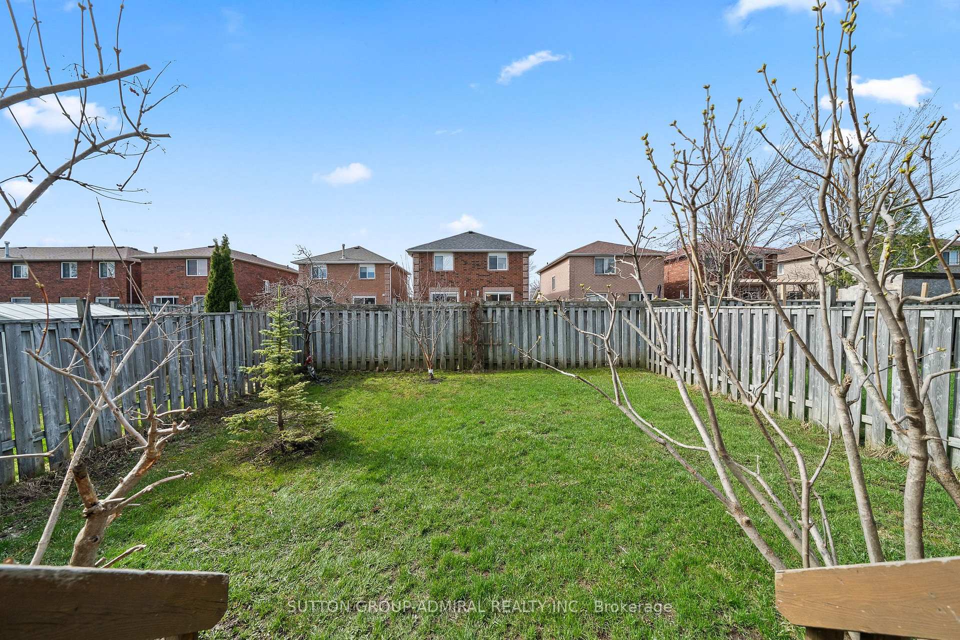 Photo 46 of 213 Tunbridge Road, Barrie, Georgian Drive — HOMEH