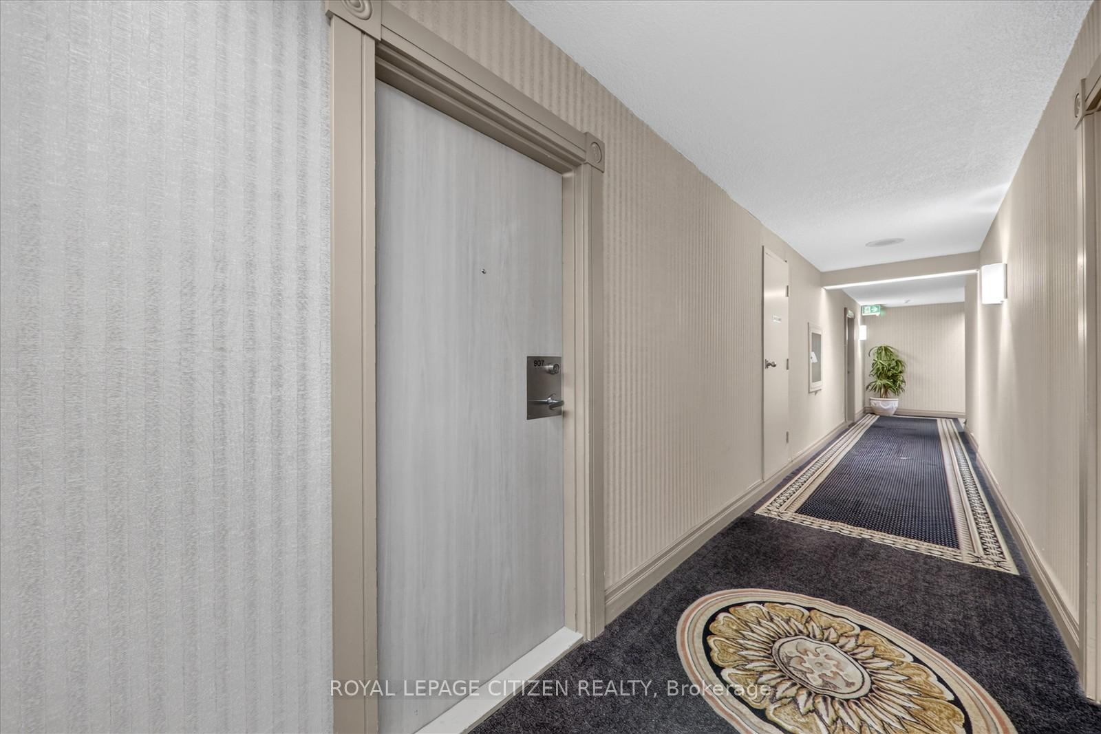 Photo 7 of Unit 907, 3605 Kariya Drive, Mississauga, City Centre — HOMEH