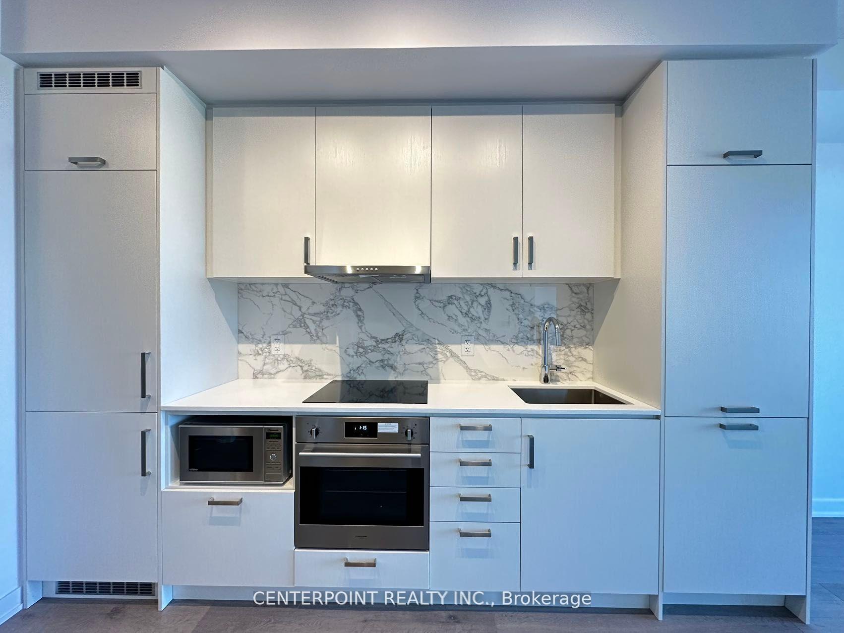 Photo 2 of Unit 615, 60 Honeycrisp Crescent, Vaughan, Vaughan Corporate Centre — HOMEH