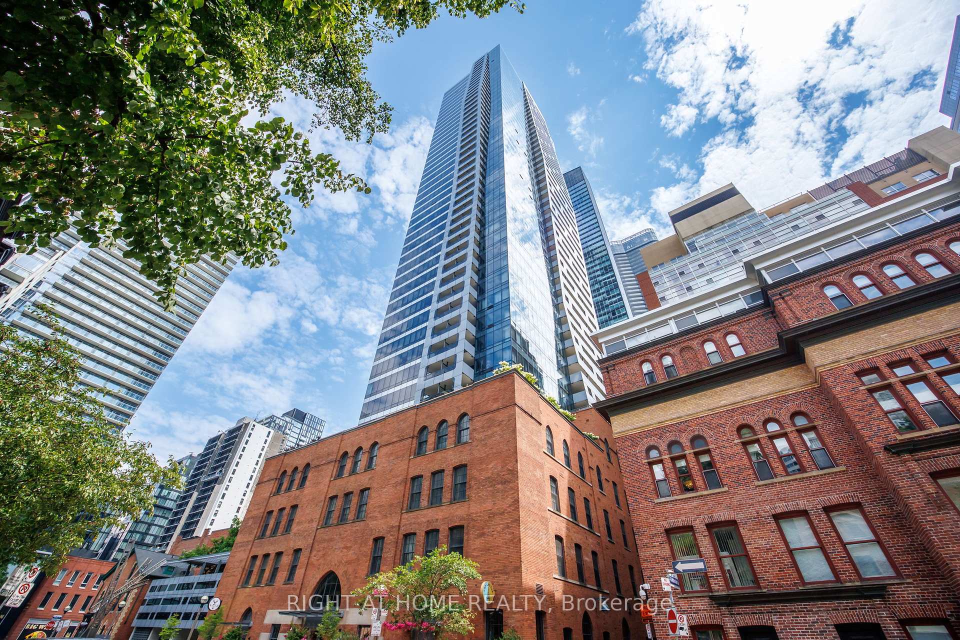 Photo 1 of Unit 3105, 5 St Joseph Street, Toronto, Bay Street Corridor — HOMEH