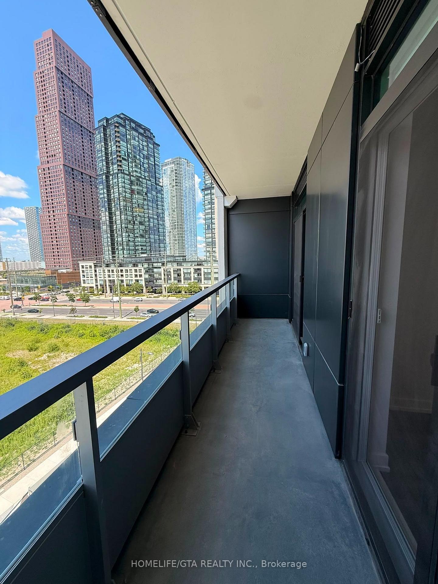 Photo 11 of Unit 605, 21 Meadowdale Road, Vaughan, Concord — HOMEH