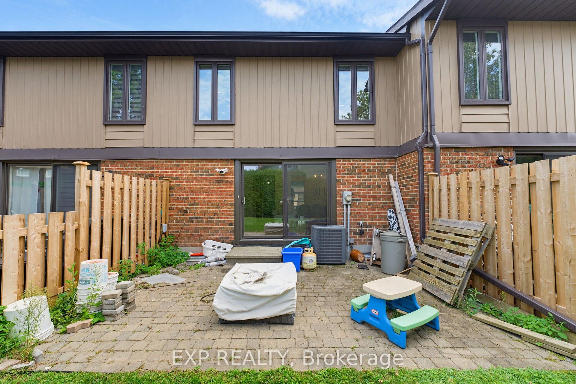 Photo 28 of Unit 11, 890 Cahill Drive W, Ottawa, Hunt Club — HOMEH
