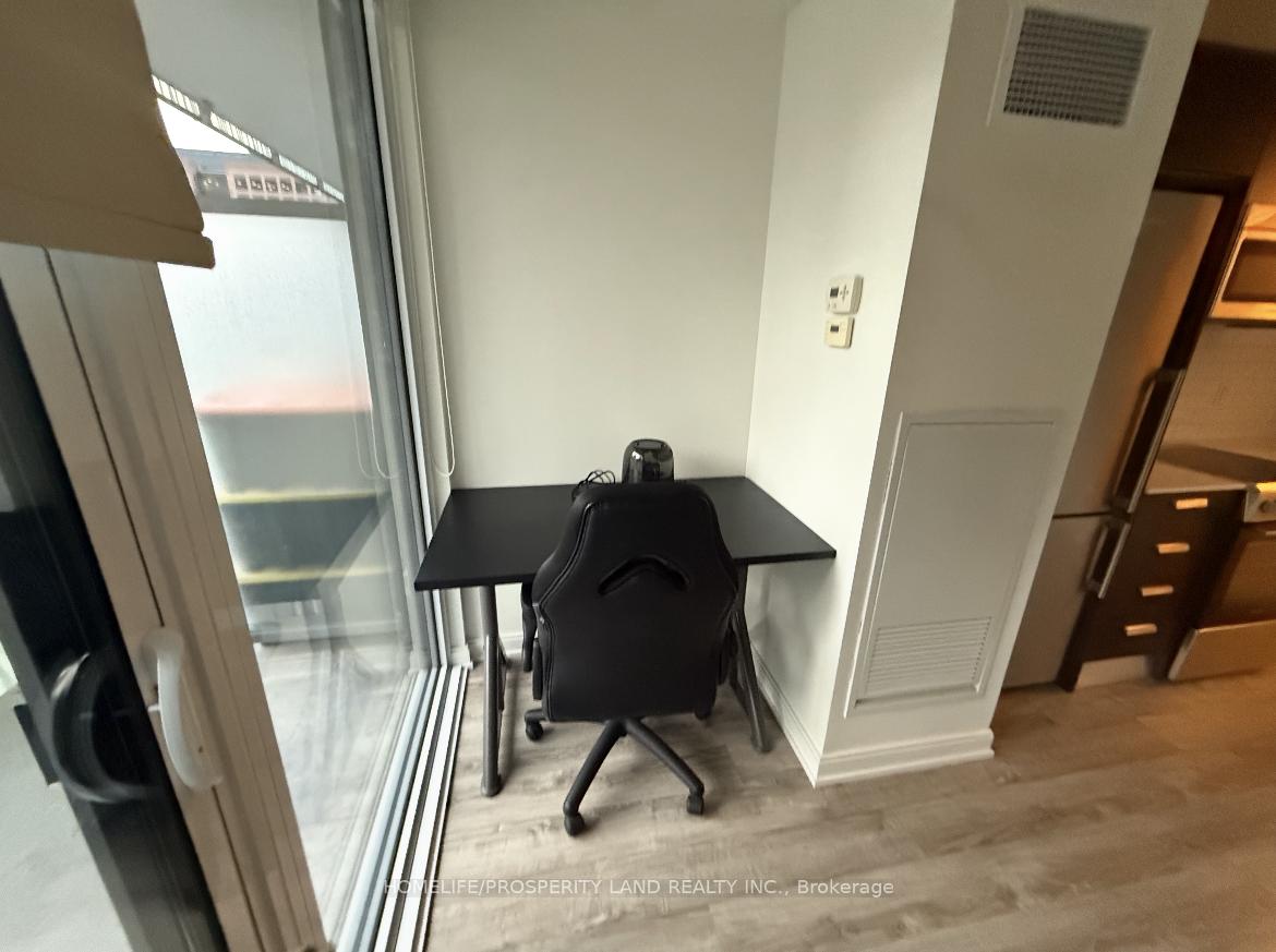 Photo 3 of Unit 1308, 42 Charles Street E, Toronto, Church-Yonge Corridor — HOMEH