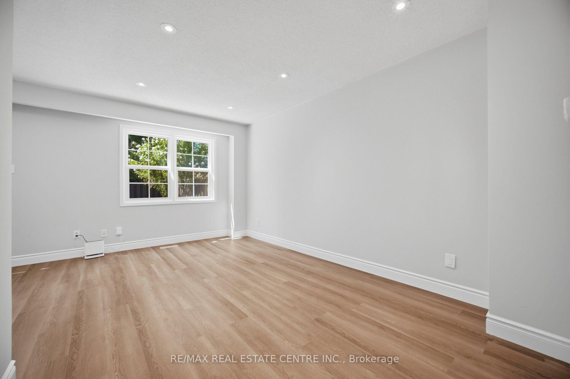 Photo 4 of Unit 177, 1951 Rathburn Road E, Mississauga, Rathwood — HOMEH