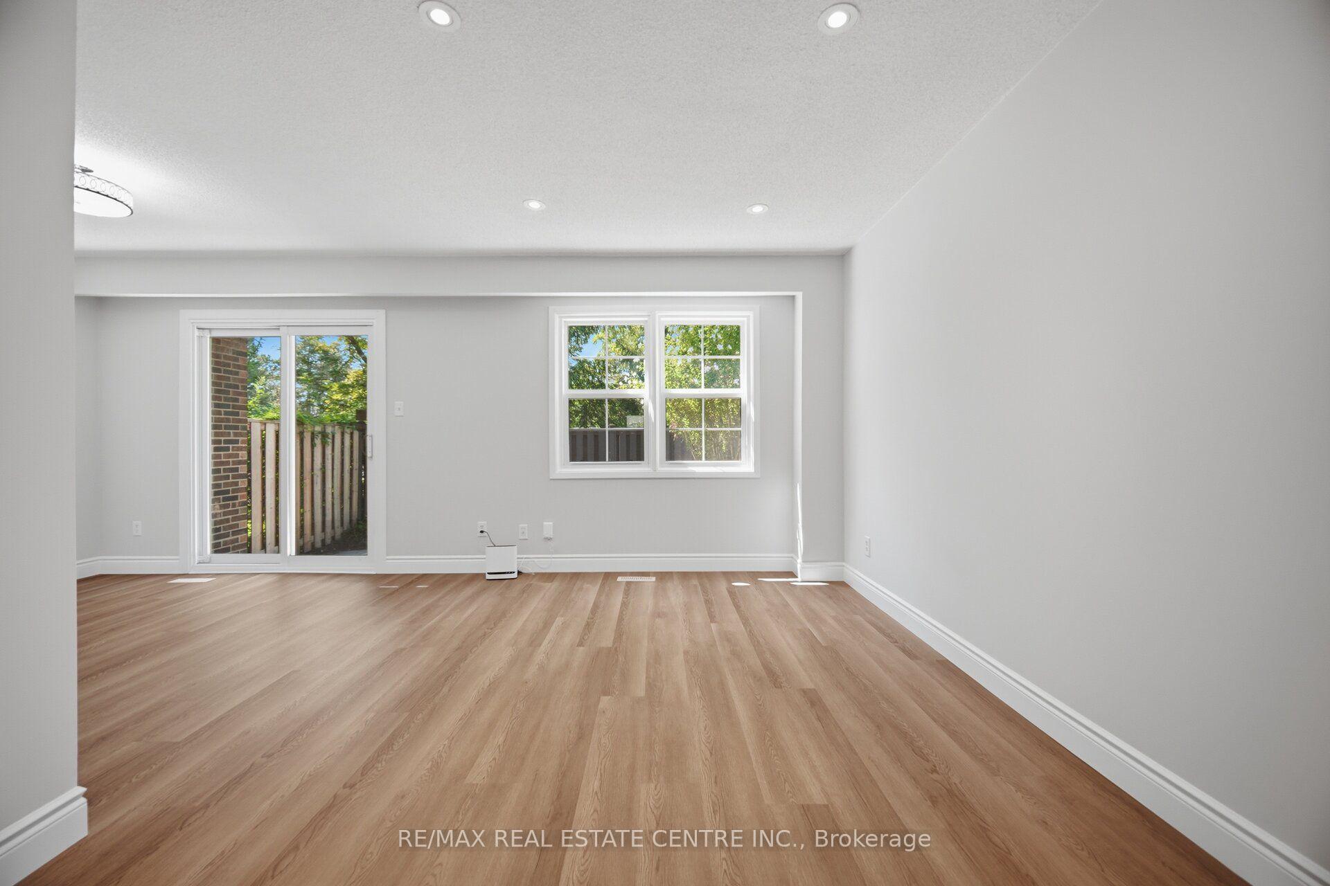 Photo 5 of Unit 177, 1951 Rathburn Road E, Mississauga, Rathwood — HOMEH