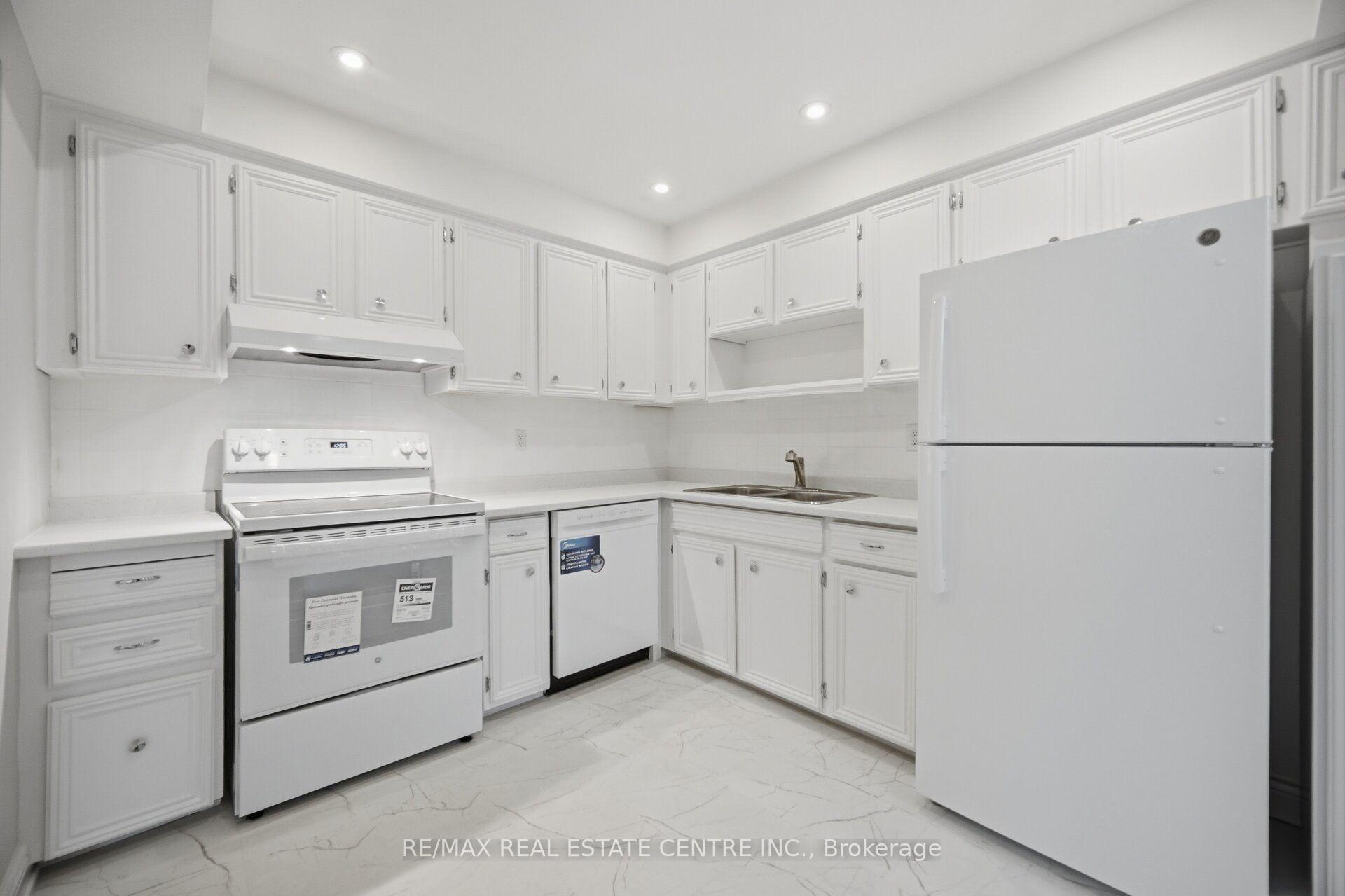 Photo 11 of Unit 177, 1951 Rathburn Road E, Mississauga, Rathwood — HOMEH