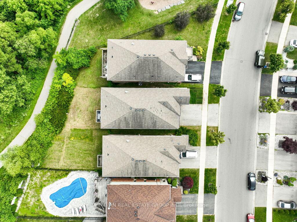 Photo 5 of 58 Forest Creek Drive, Kitchener, Doon South — HOMEH
