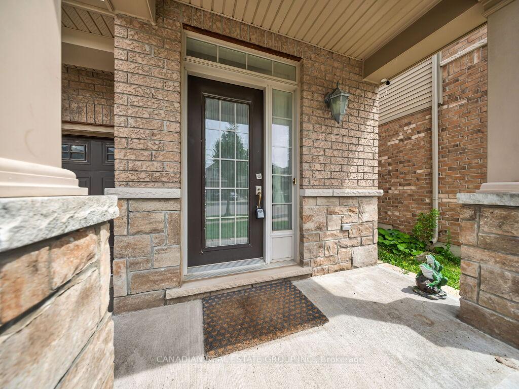 Photo 6 of 58 Forest Creek Drive, Kitchener, Doon South — HOMEH