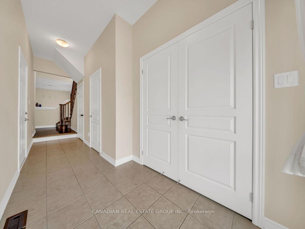 Photo 8 of 58 Forest Creek Drive, Kitchener, Doon South — HOMEH