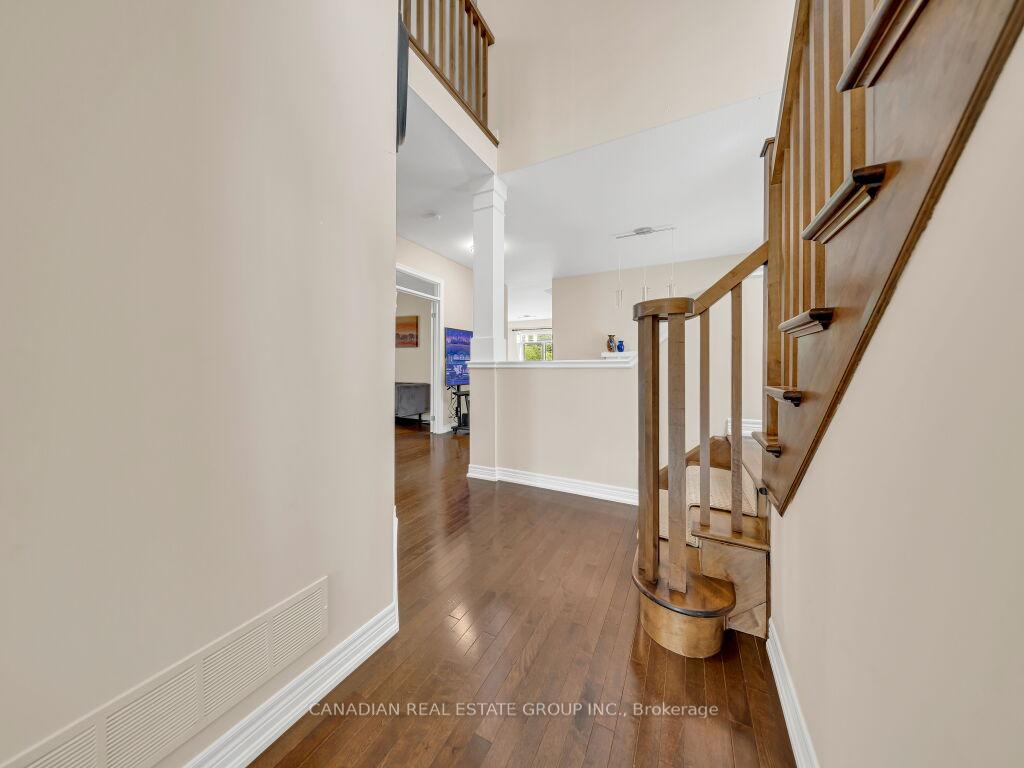 Photo 9 of 58 Forest Creek Drive, Kitchener, Doon South — HOMEH