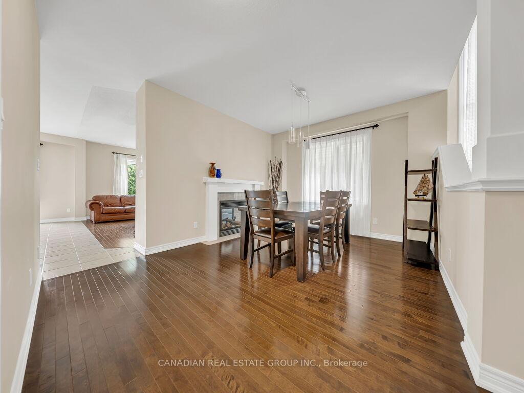 Photo 11 of 58 Forest Creek Drive, Kitchener, Doon South — HOMEH
