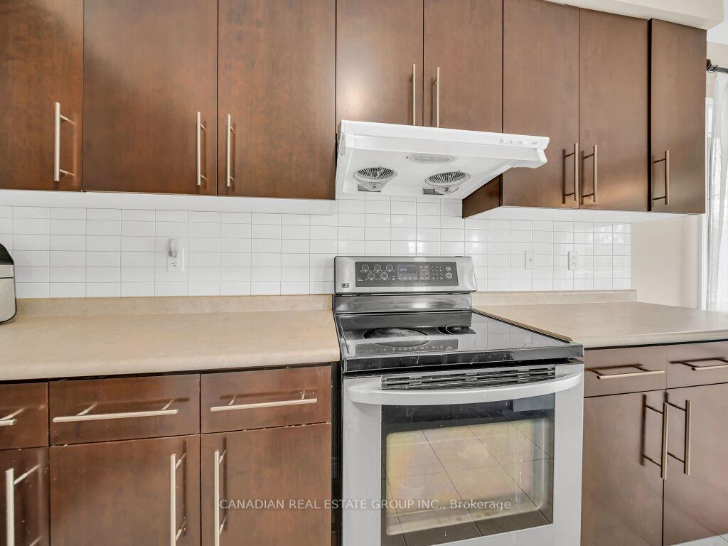 Photo 18 of 58 Forest Creek Drive, Kitchener, Doon South — HOMEH