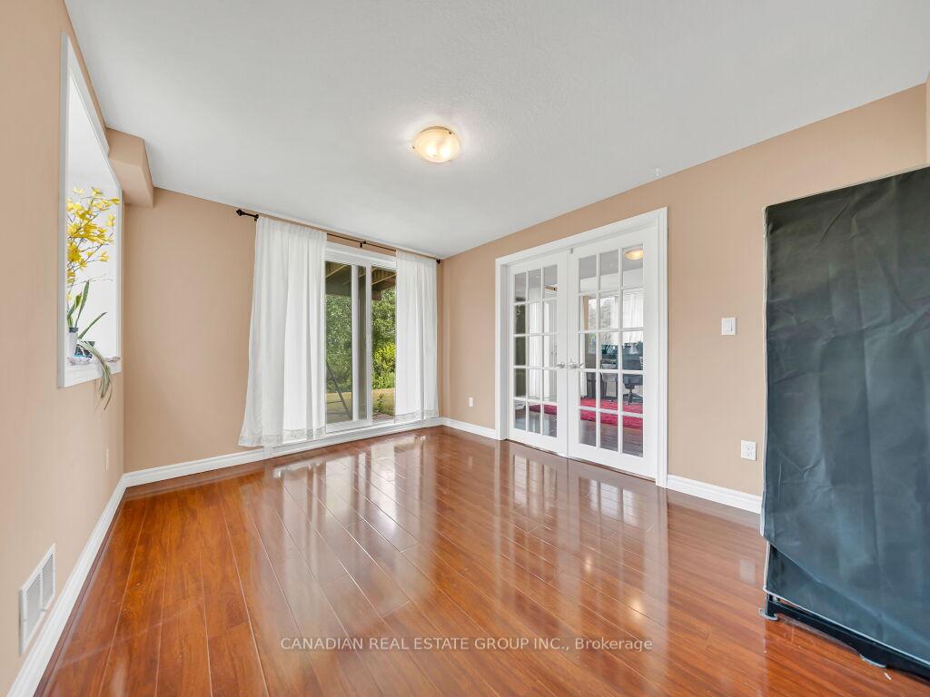 Photo 43 of 58 Forest Creek Drive, Kitchener, Doon South — HOMEH