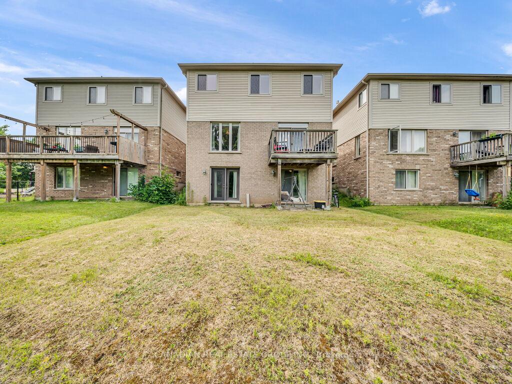 Photo 48 of 58 Forest Creek Drive, Kitchener, Doon South — HOMEH